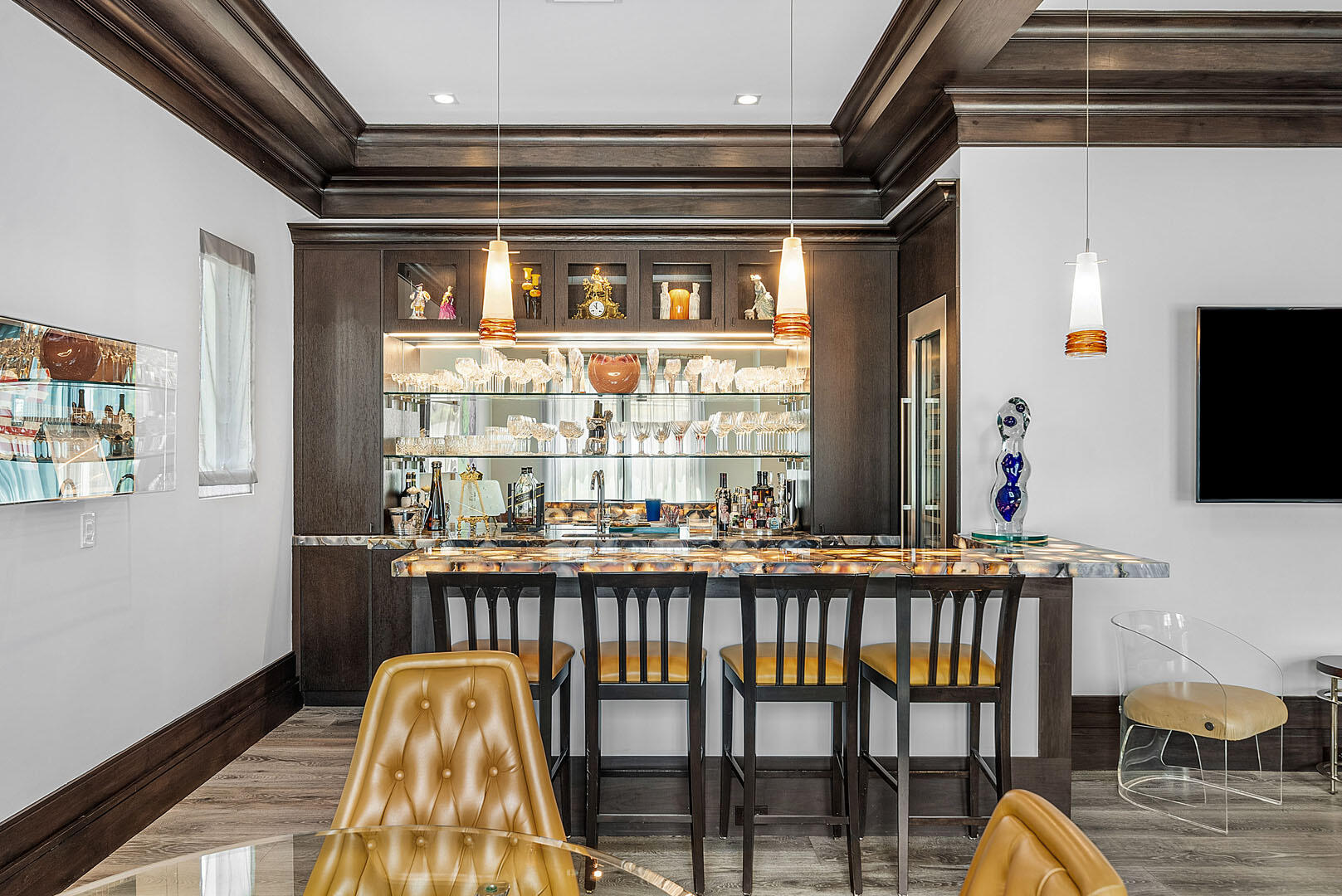 ROYAL PALM YACHT & COUNTRY CLUB - Residential