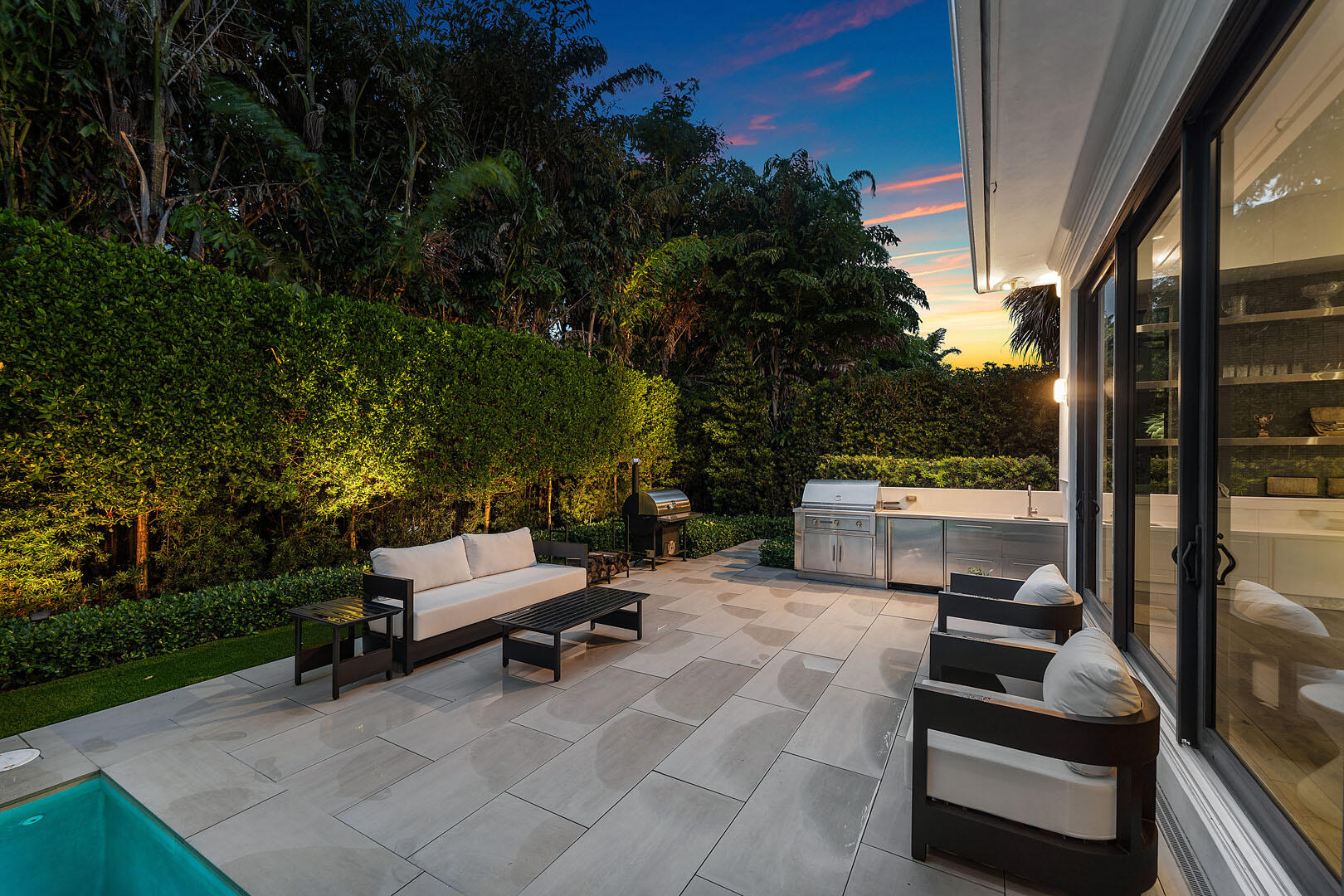 ROYAL PALM YACHT & COUNTRY CLUB - Residential