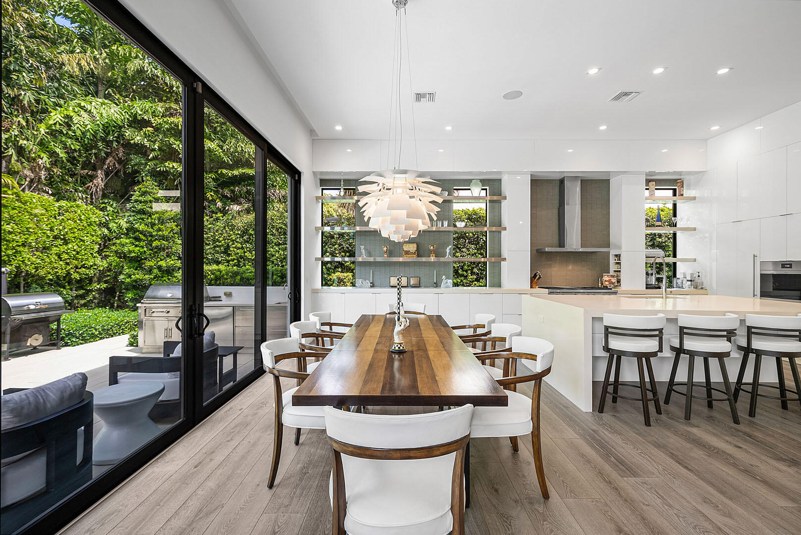 ROYAL PALM YACHT & COUNTRY CLUB - Residential