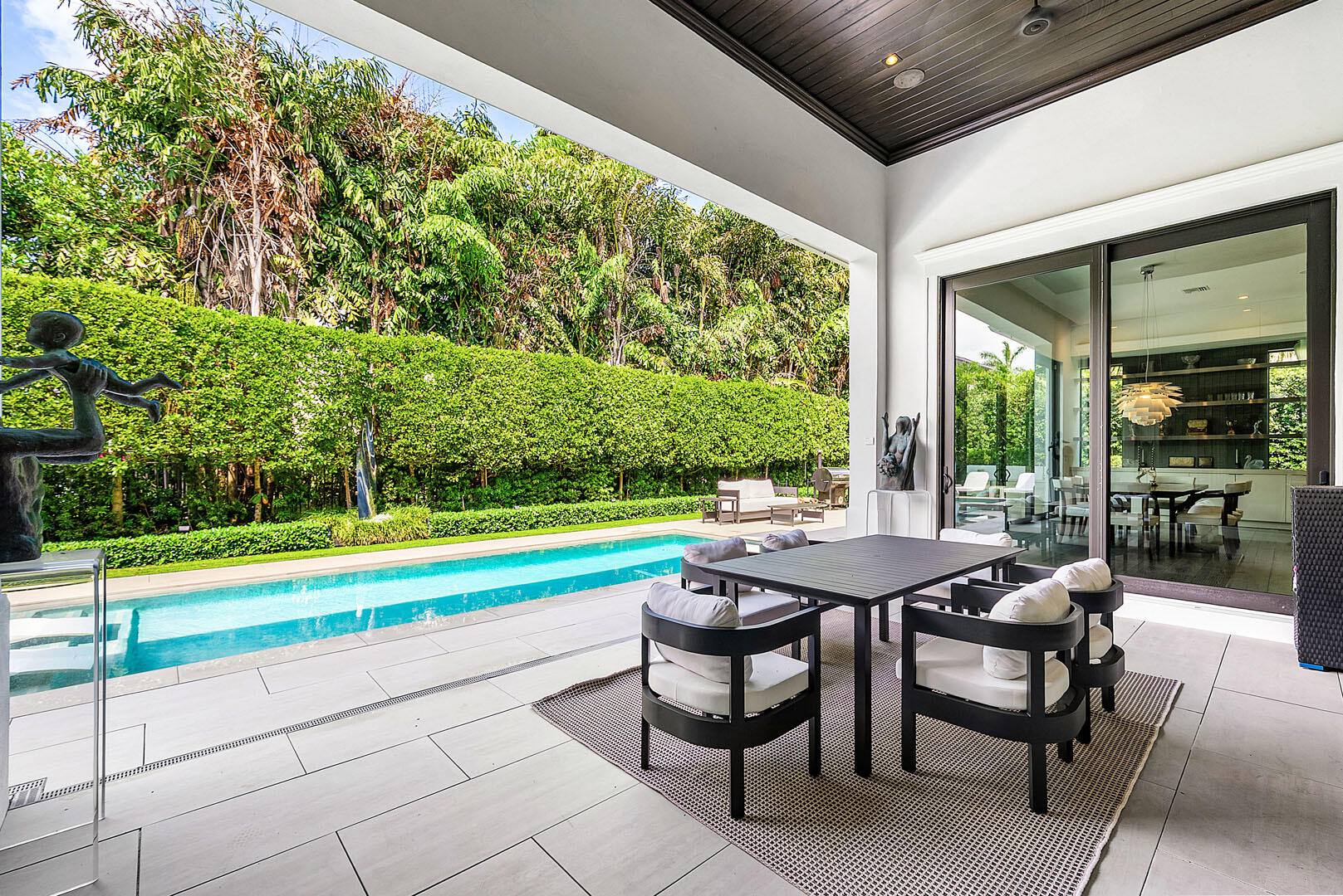 ROYAL PALM YACHT & COUNTRY CLUB - Residential