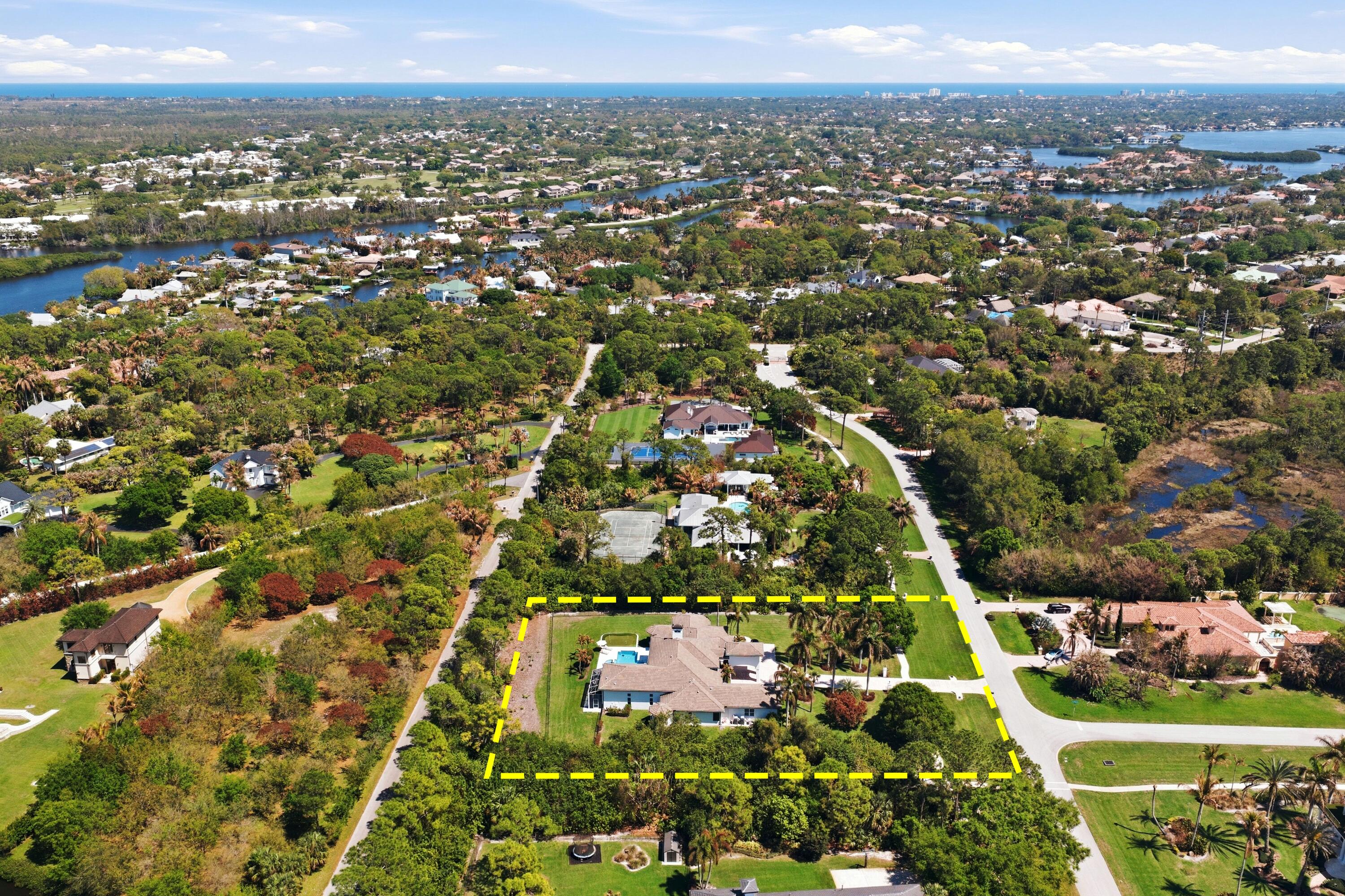 ISLAND COUNTRY ESTATES - Residential