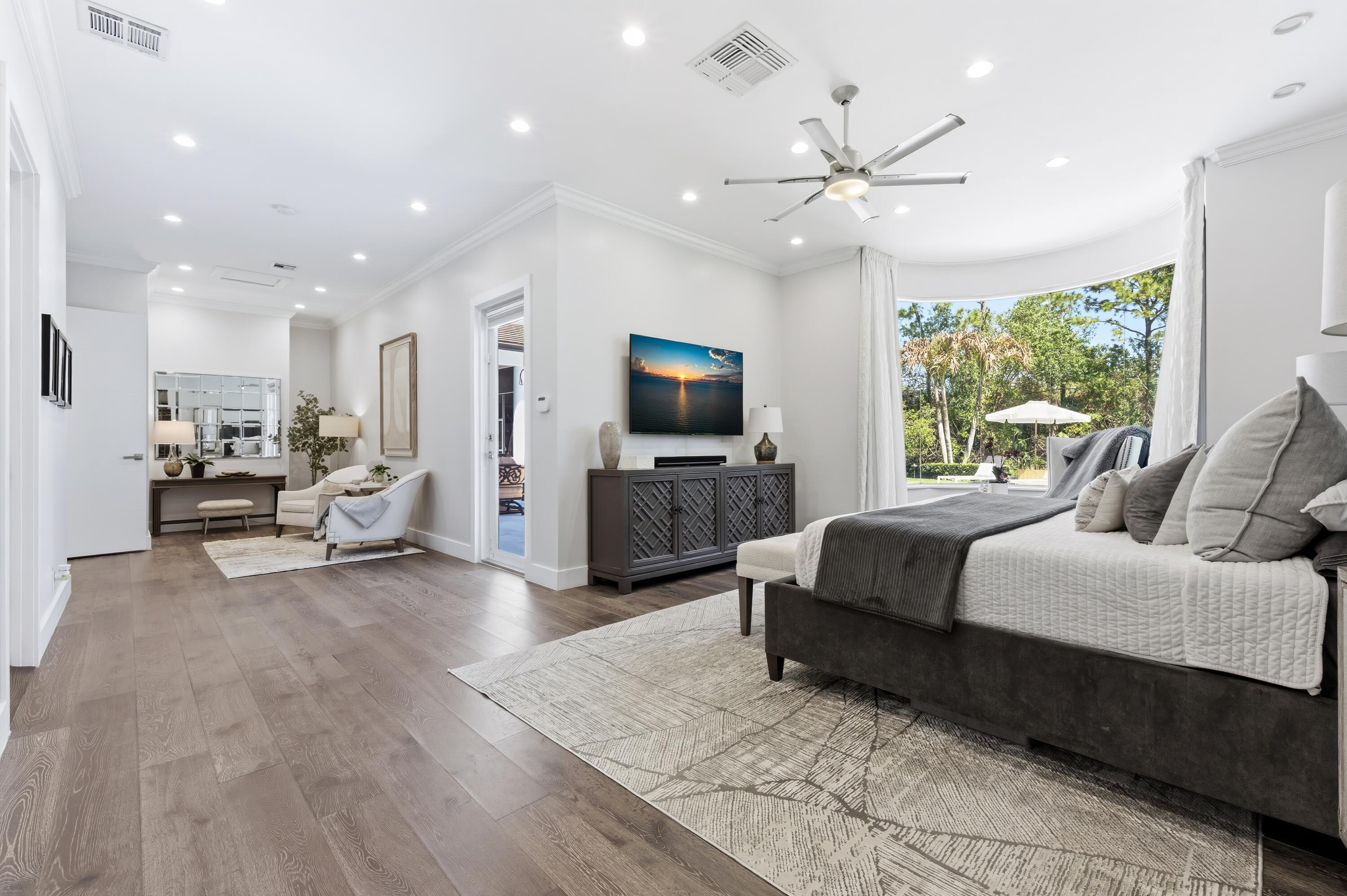 ISLAND COUNTRY ESTATES - Residential