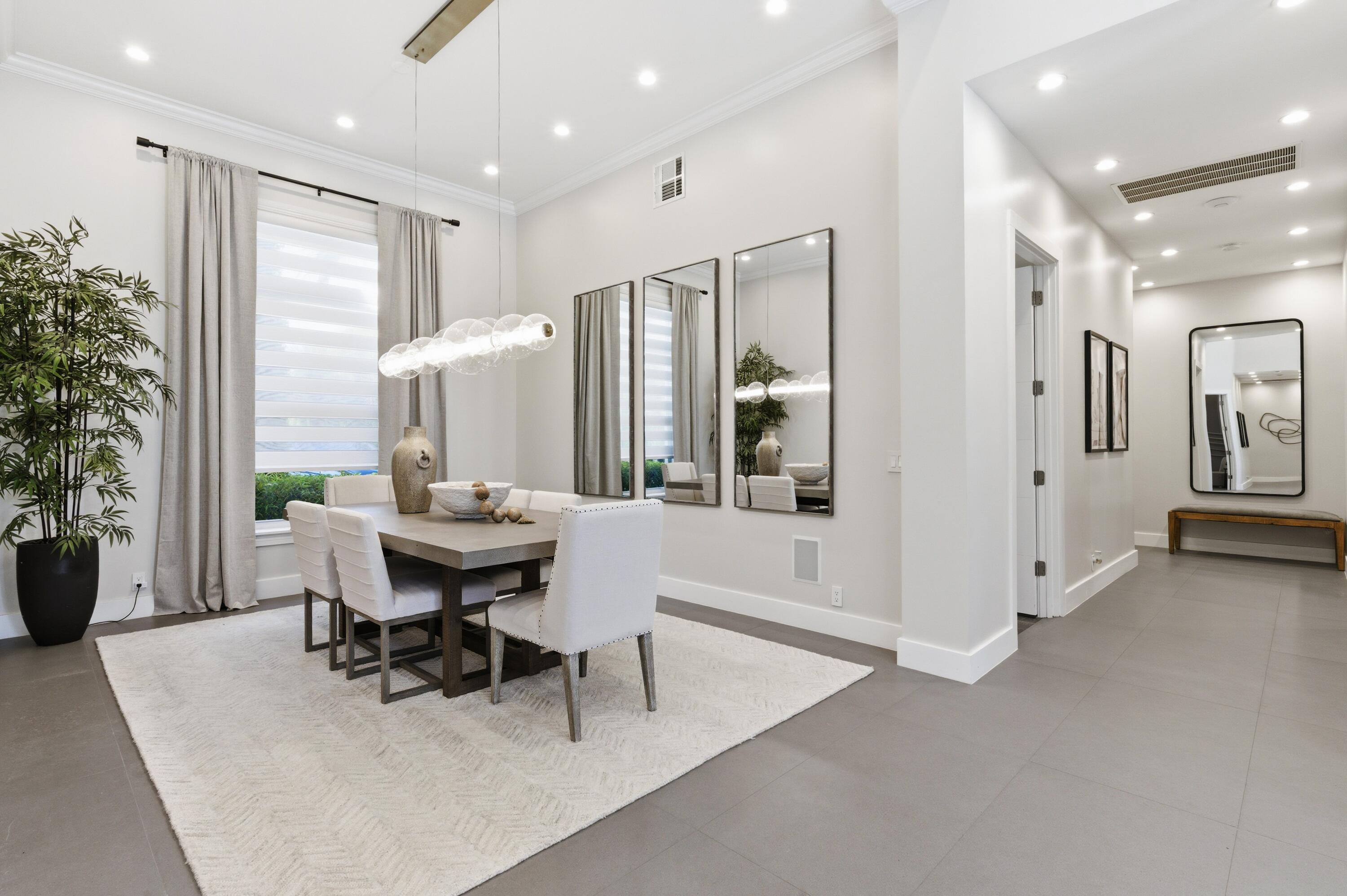 ISLAND COUNTRY ESTATES - Residential