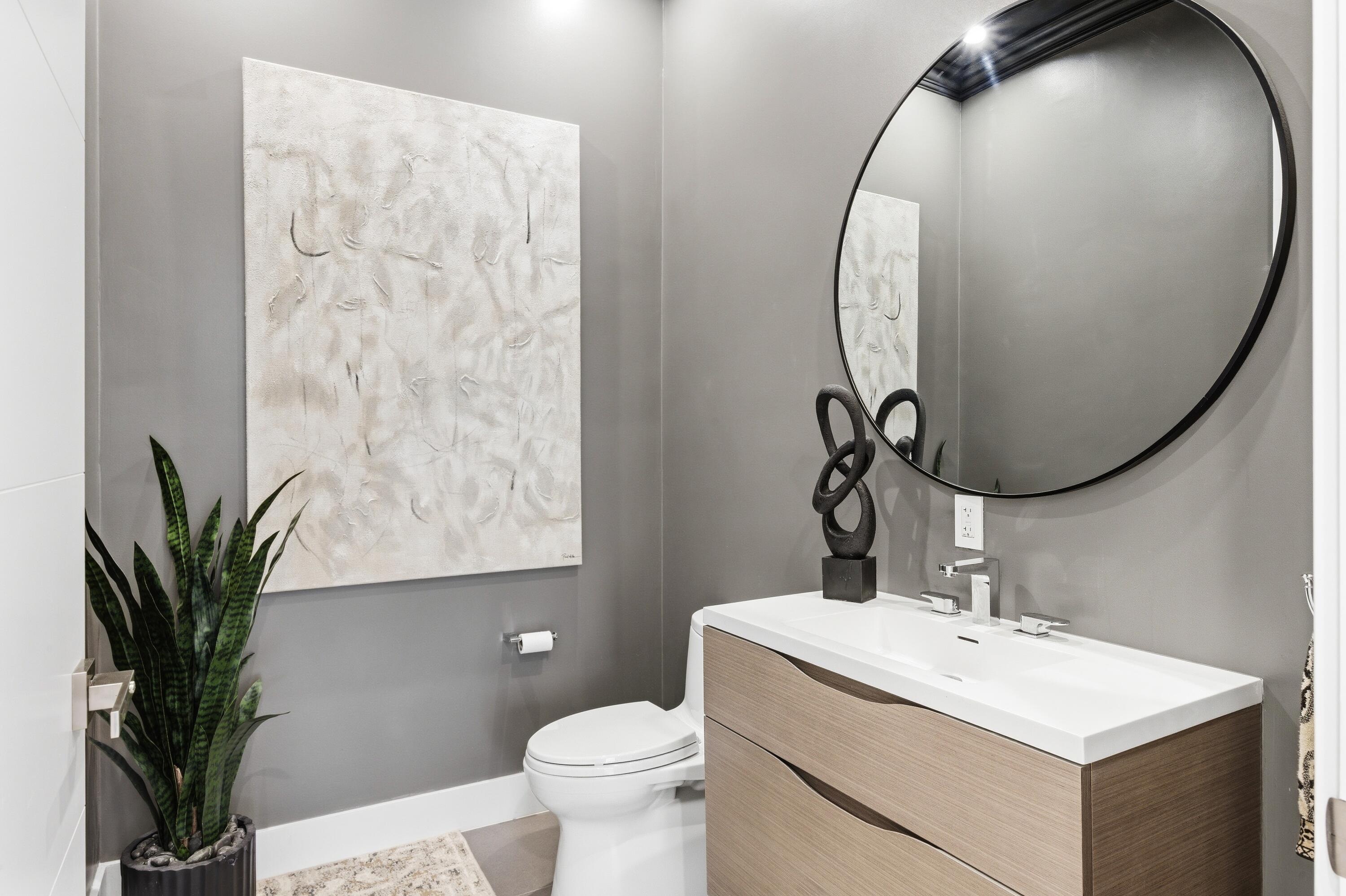 ISLAND COUNTRY ESTATES - Residential