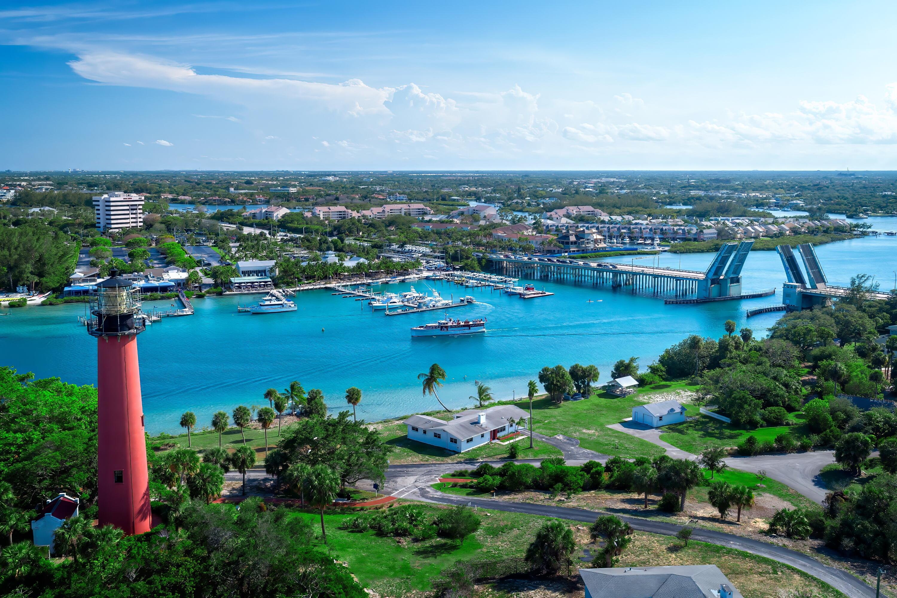 ISLAND COUNTRY ESTATES - Residential