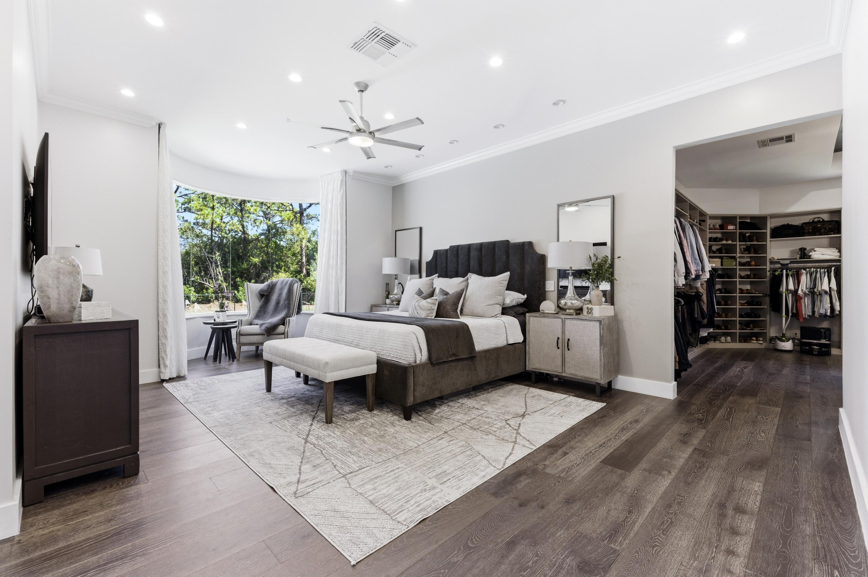 ISLAND COUNTRY ESTATES - Residential