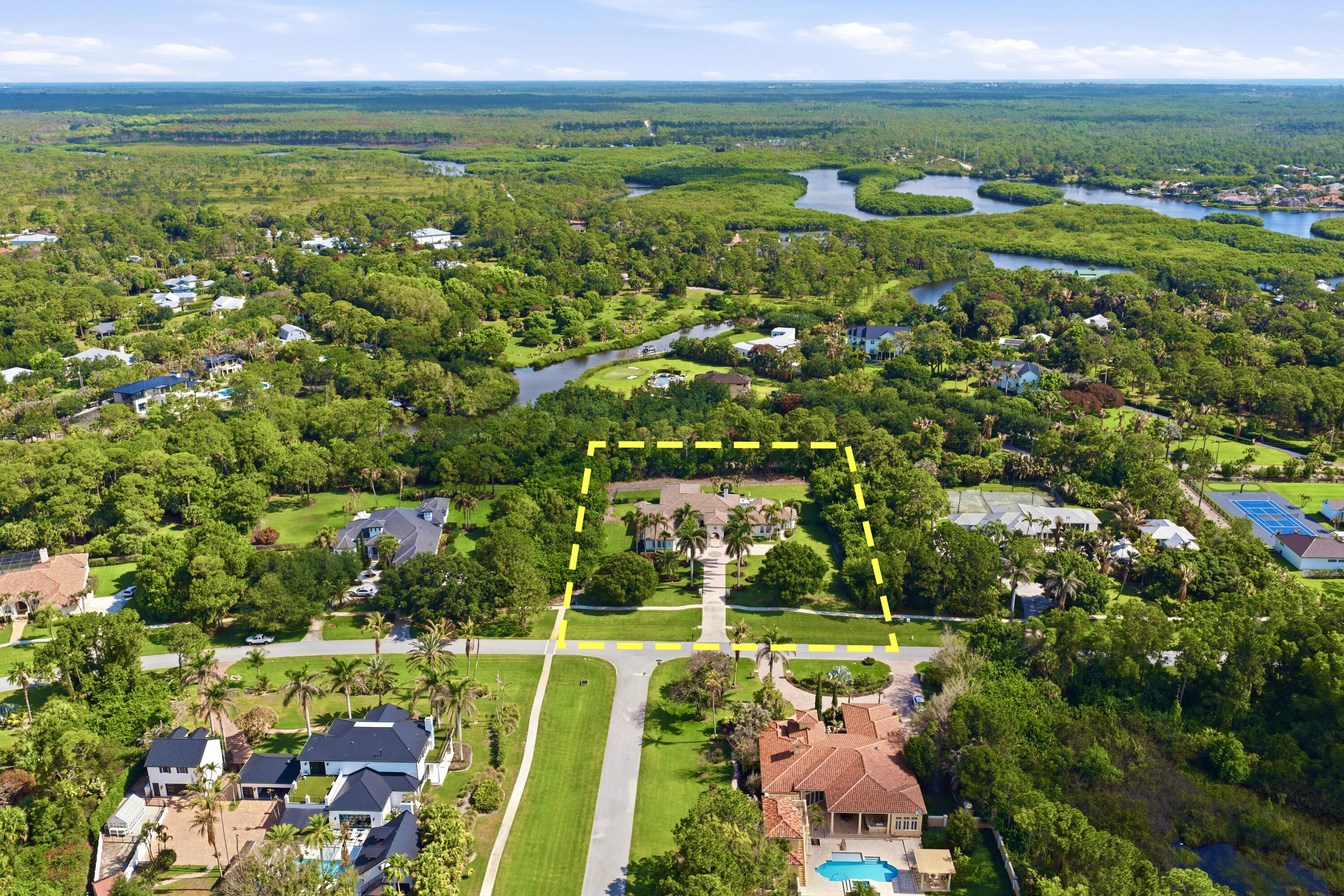 ISLAND COUNTRY ESTATES - Residential