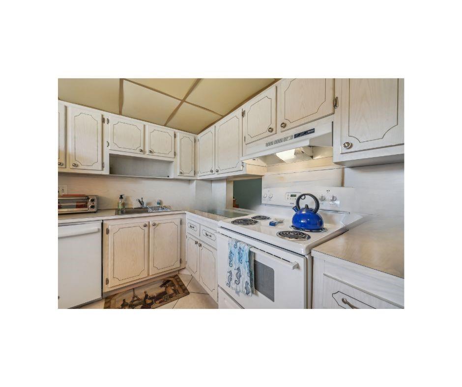 CORAL PINE CONDO 1 - Residential