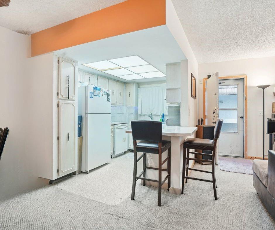 CORAL PINE CONDO 1 - Residential
