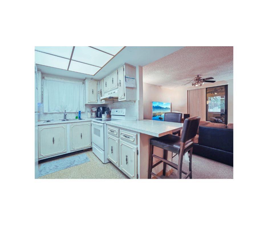 CORAL PINE CONDO 1 - Residential