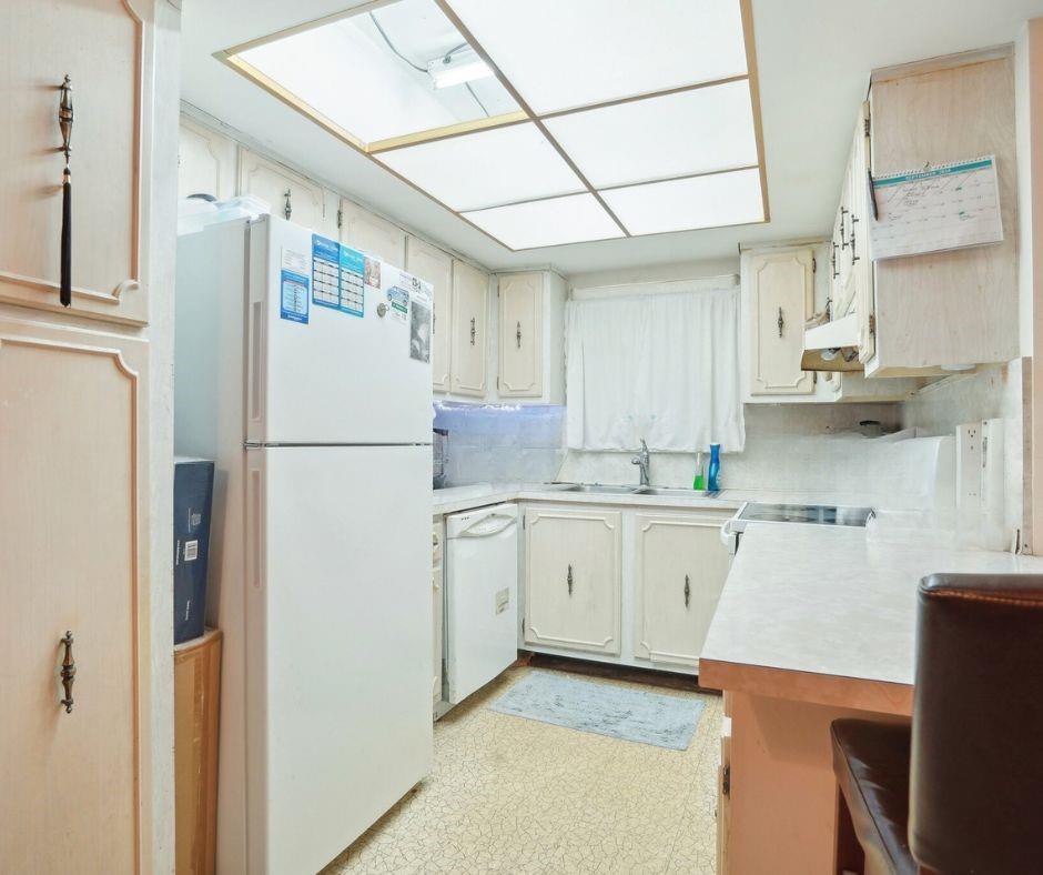 CORAL PINE CONDO 1 - Residential