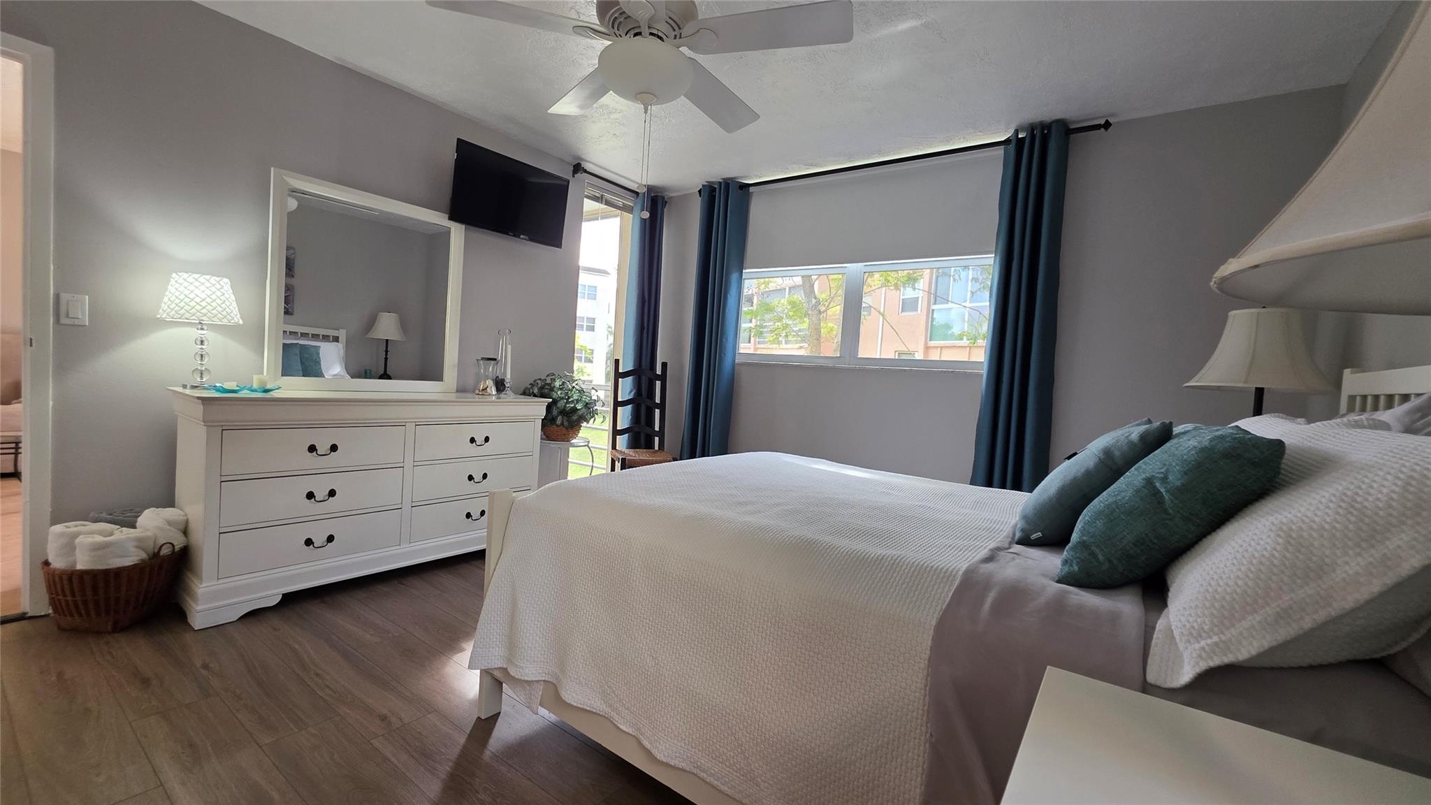 SOMERSET - Residential