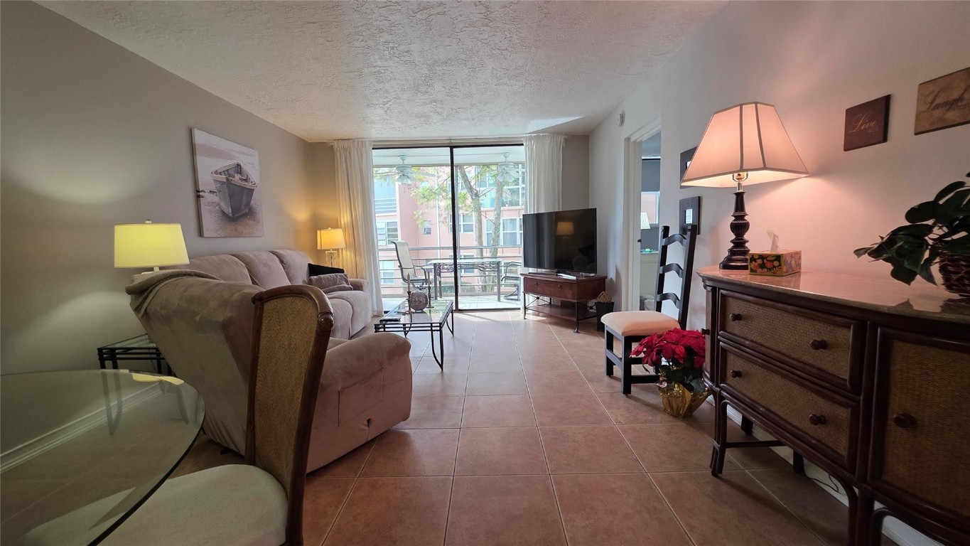 SOMERSET - Residential