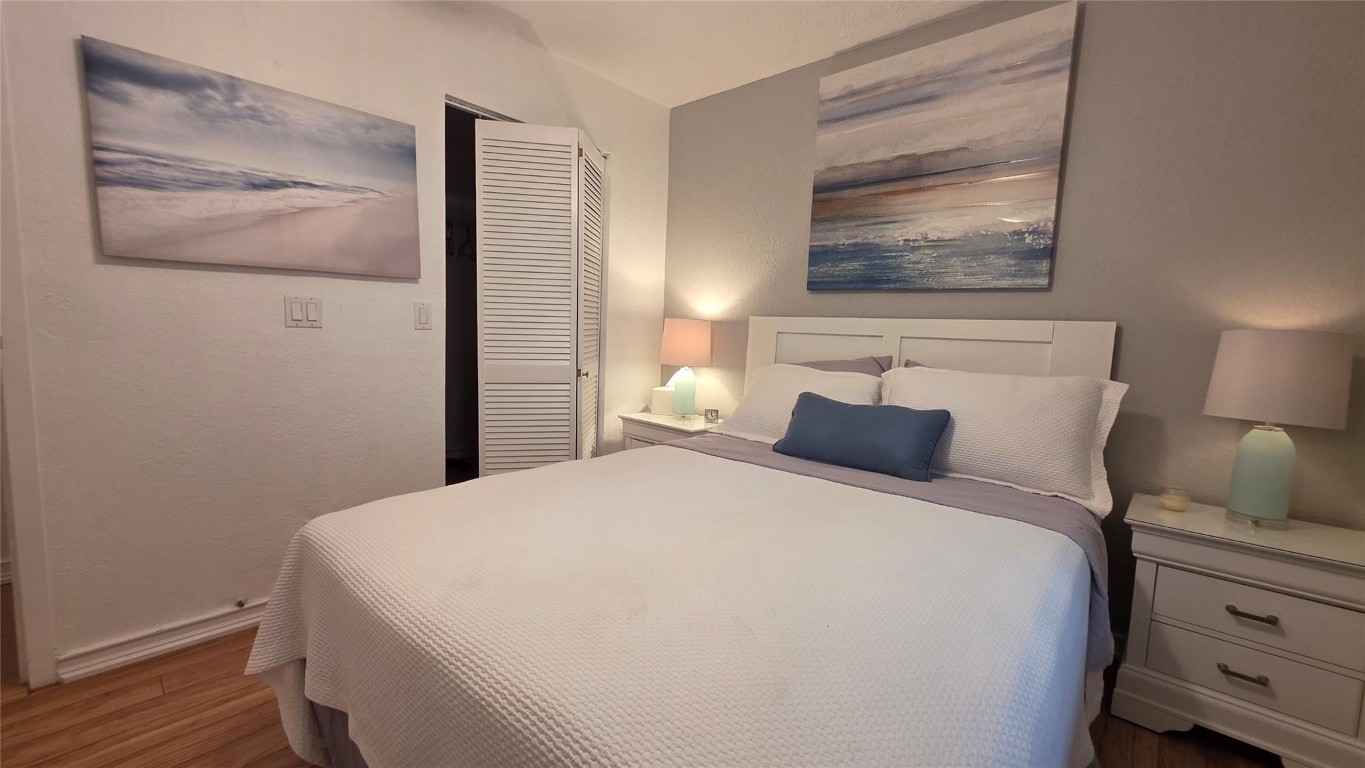 SOMERSET - Residential