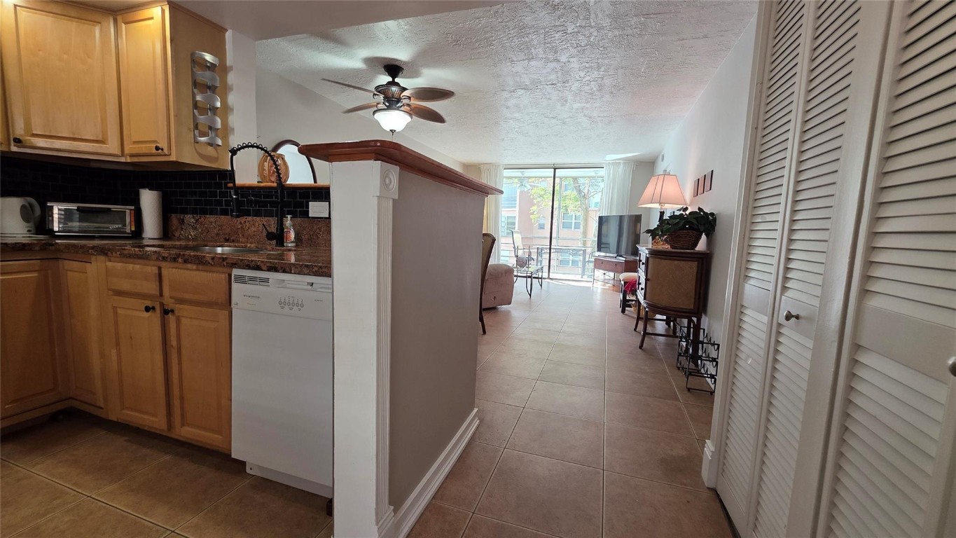 SOMERSET - Residential