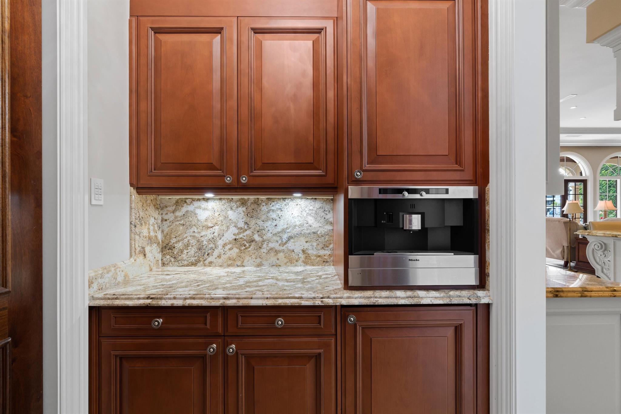 Royal Palm Yacht & Countr - Residential