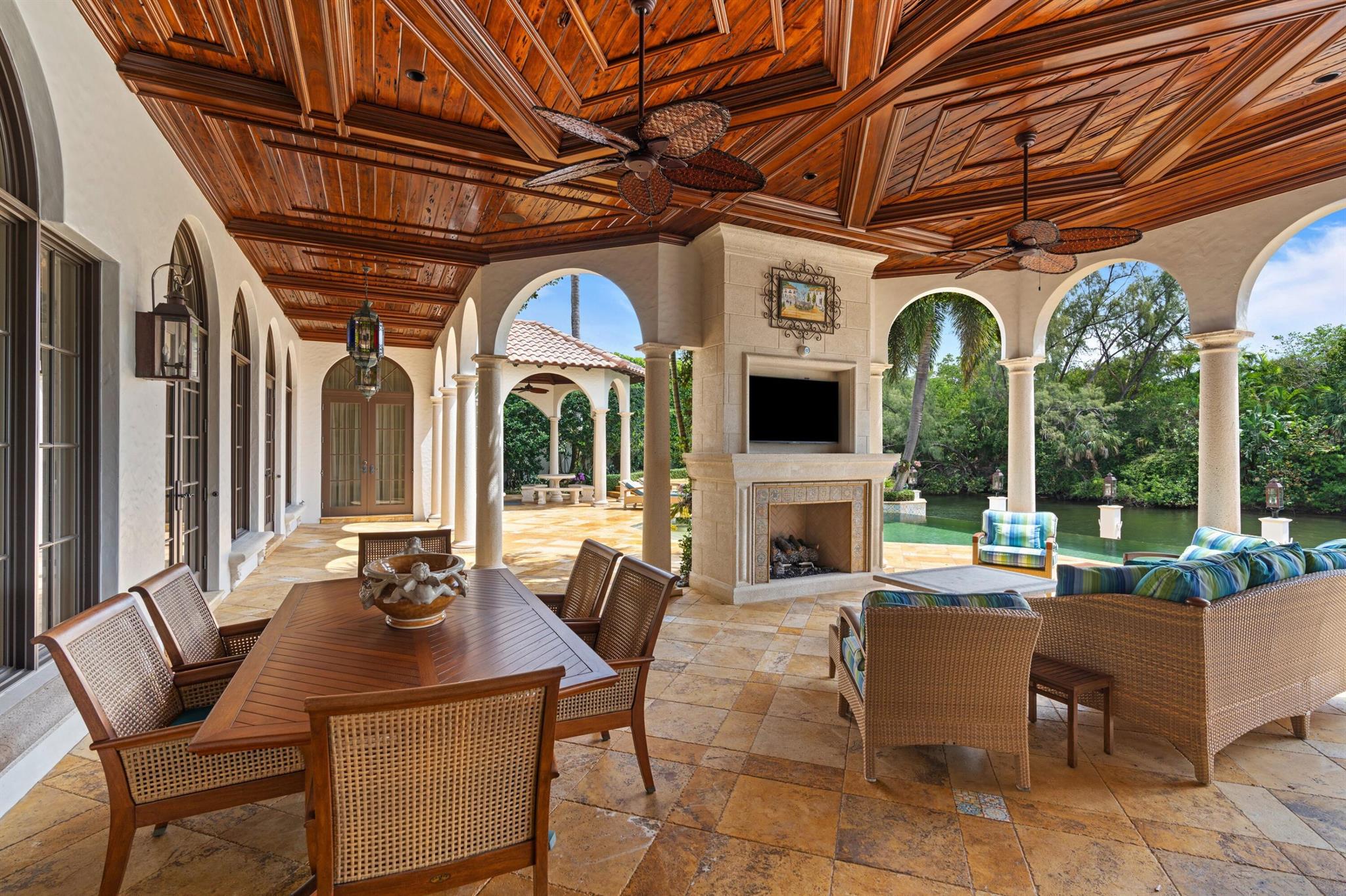 Royal Palm Yacht & Countr - Residential