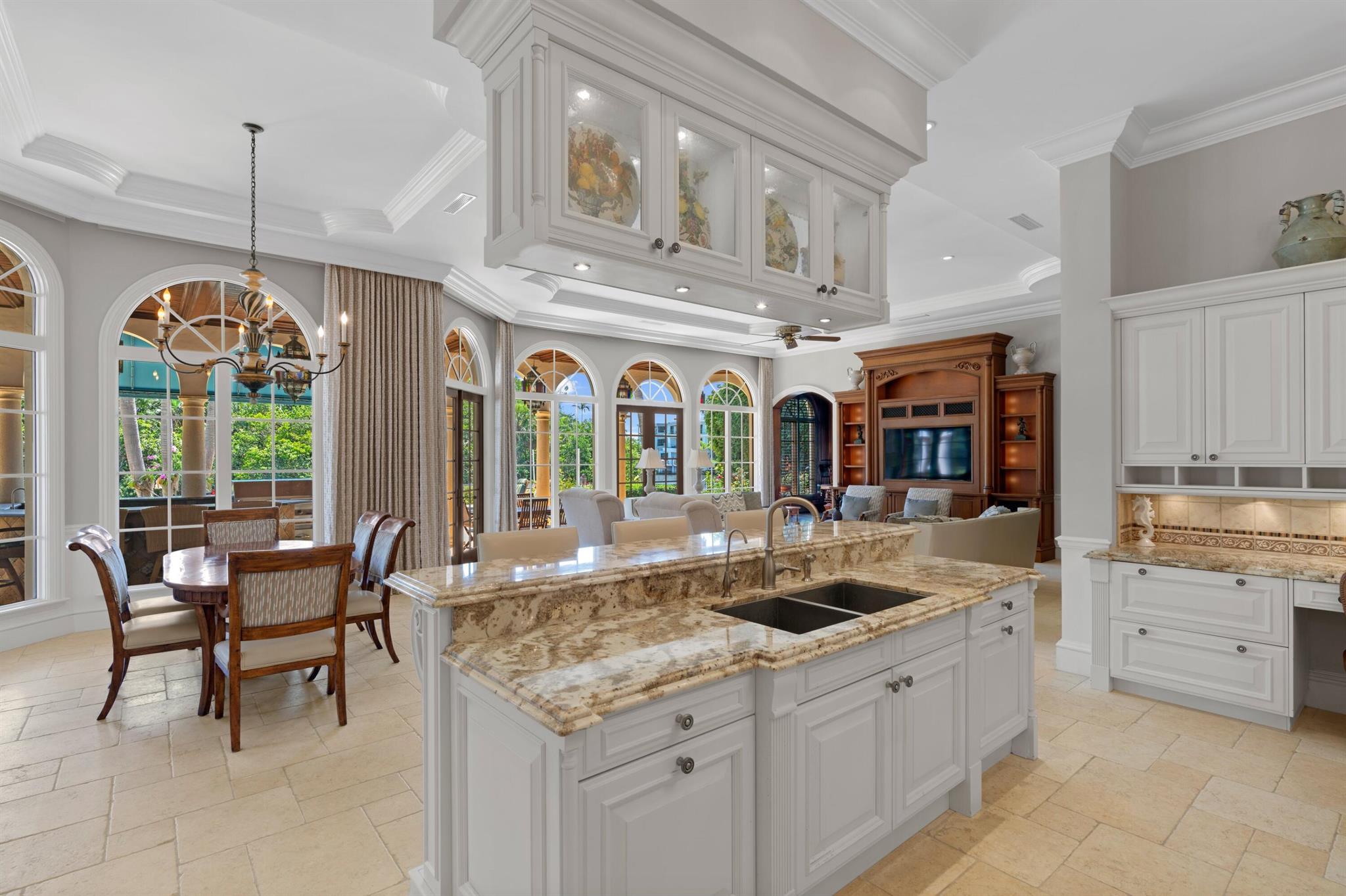 Royal Palm Yacht & Countr - Residential