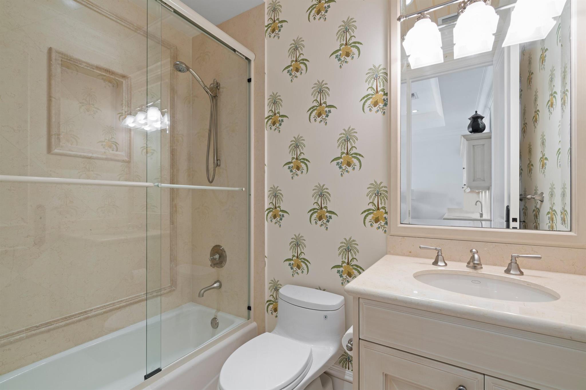 Royal Palm Yacht & Countr - Residential