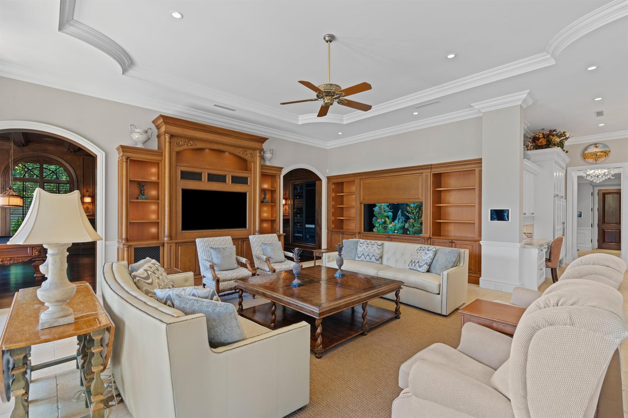 Royal Palm Yacht & Countr - Residential