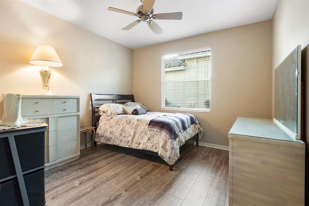 VILLAGES OF WINDSOR 2 / ISOLA BELLA ESTATES - Residential