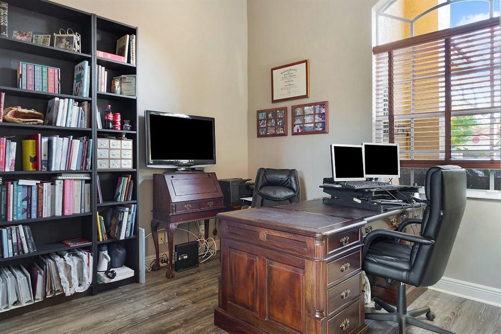 VILLAGES OF WINDSOR 2 / ISOLA BELLA ESTATES - Residential