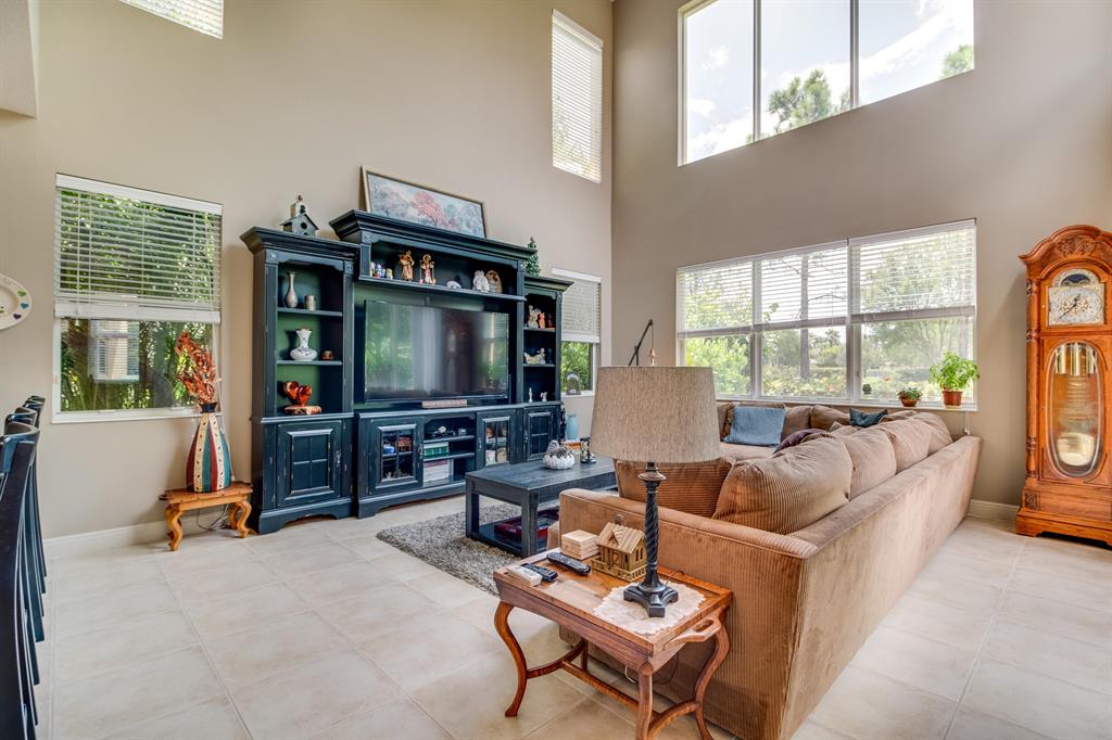 VILLAGES OF WINDSOR 2 / ISOLA BELLA ESTATES - Residential