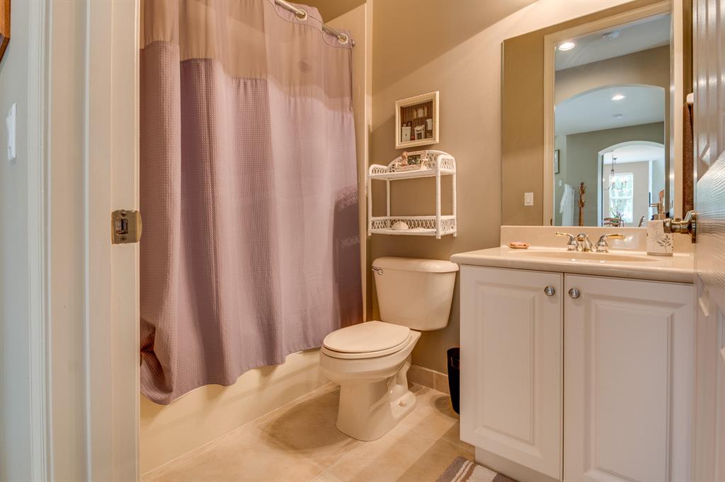 VILLAGES OF WINDSOR 2 / ISOLA BELLA ESTATES - Residential