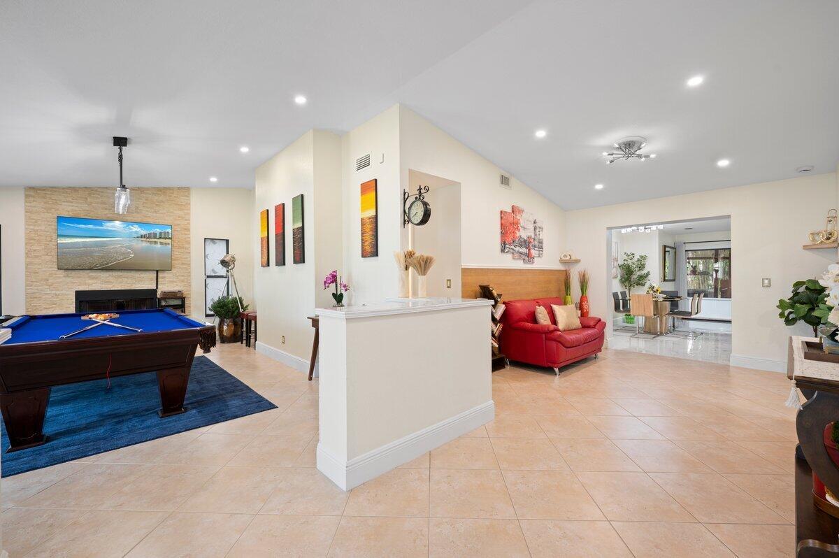 A spacious sanctuary, our fully furnished 4-bedroom/3-bath house embodies the best in indoor/outdoor living with lots of natural light & outdoor spaces to soak up the east coast sun.It's the perfect place to relax and unwind with WiFi included it also makes an epic work from home space as well. As our valued guests, you'll enjoy a host of complimentary amenities, including free coffee and tea, provided via both Keurig and a Nespresso.We've also taken care of your personal care needs by offering shampoo, body wash, conditioner, Q-tips, floss, and hair dryers in every bathroom so you can pack light and still feel pampered.