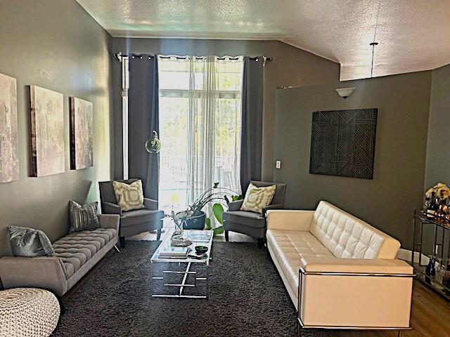 HIDDEN HAMMOCKS ESTATES - Residential