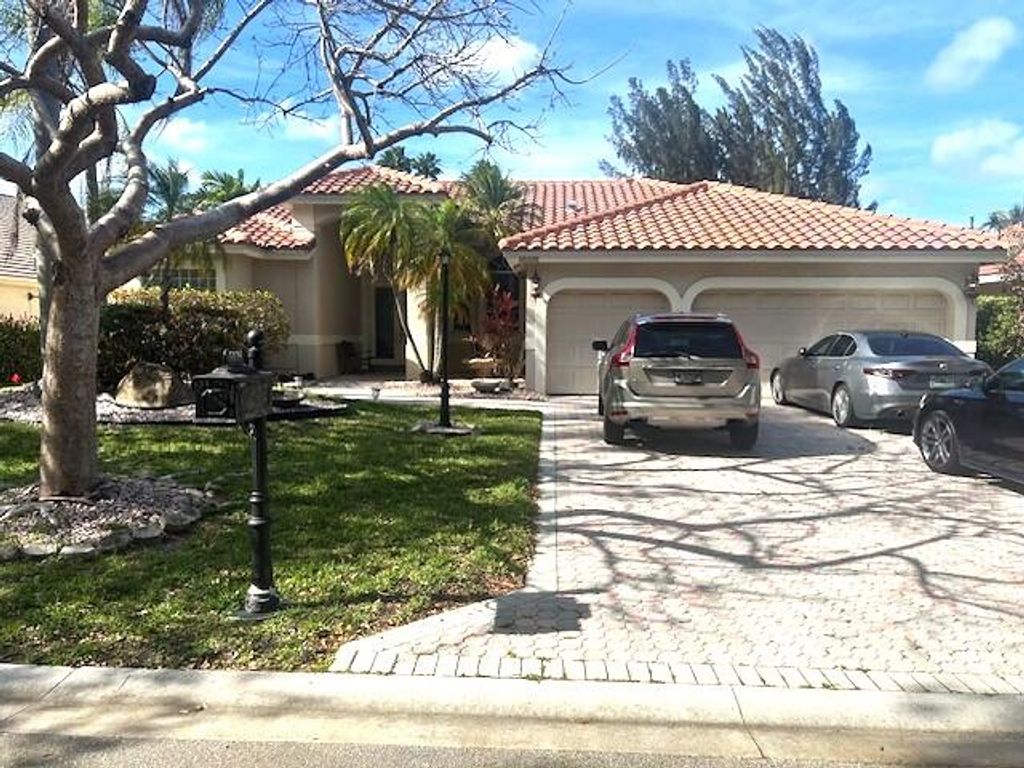 Photo of 5138 Chardonnay Drive, Coral Springs, FL 33067 (MLS # B26012518)