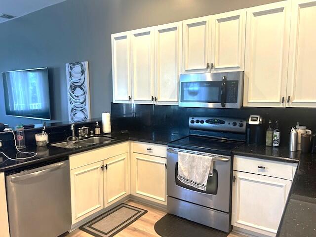 HIDDEN HAMMOCKS ESTATES - Residential