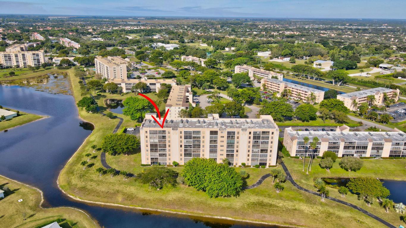 HUNTINGTON LAKES - Residential