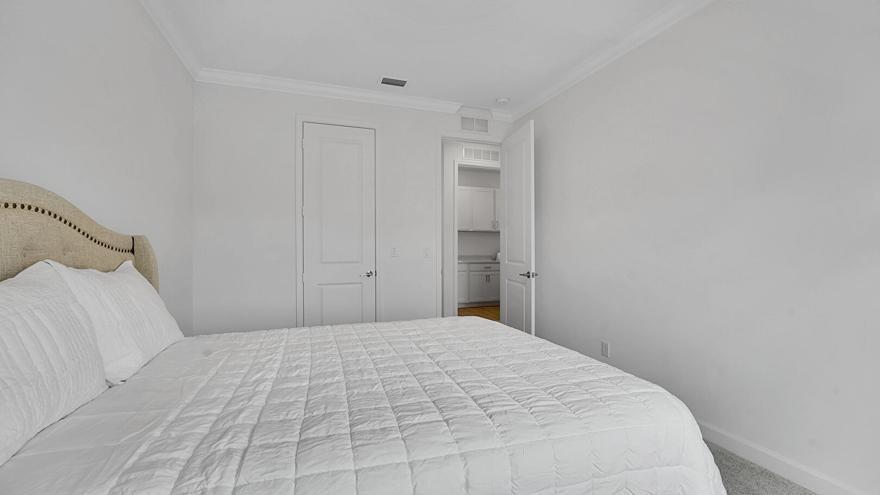 ARDEN PUD POD E SOUTH - Residential Lease