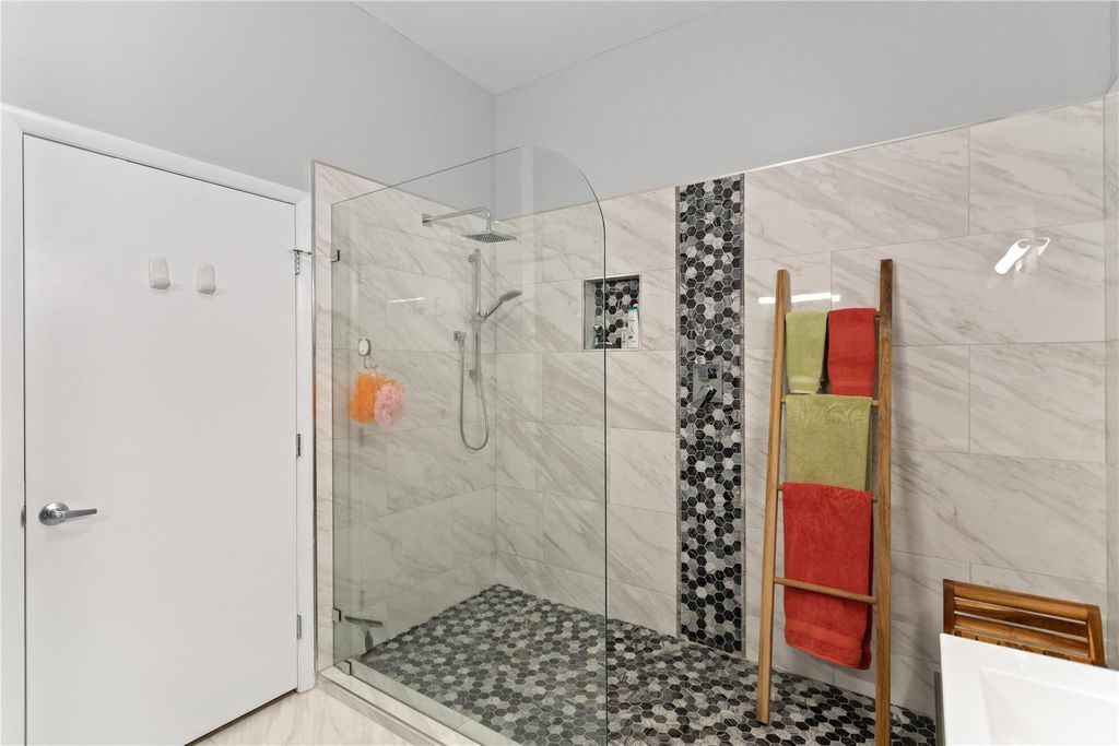 Photo of 5379 Verona Drive #E, Boynton Beach, FL 33437 (MLS # F10549659)