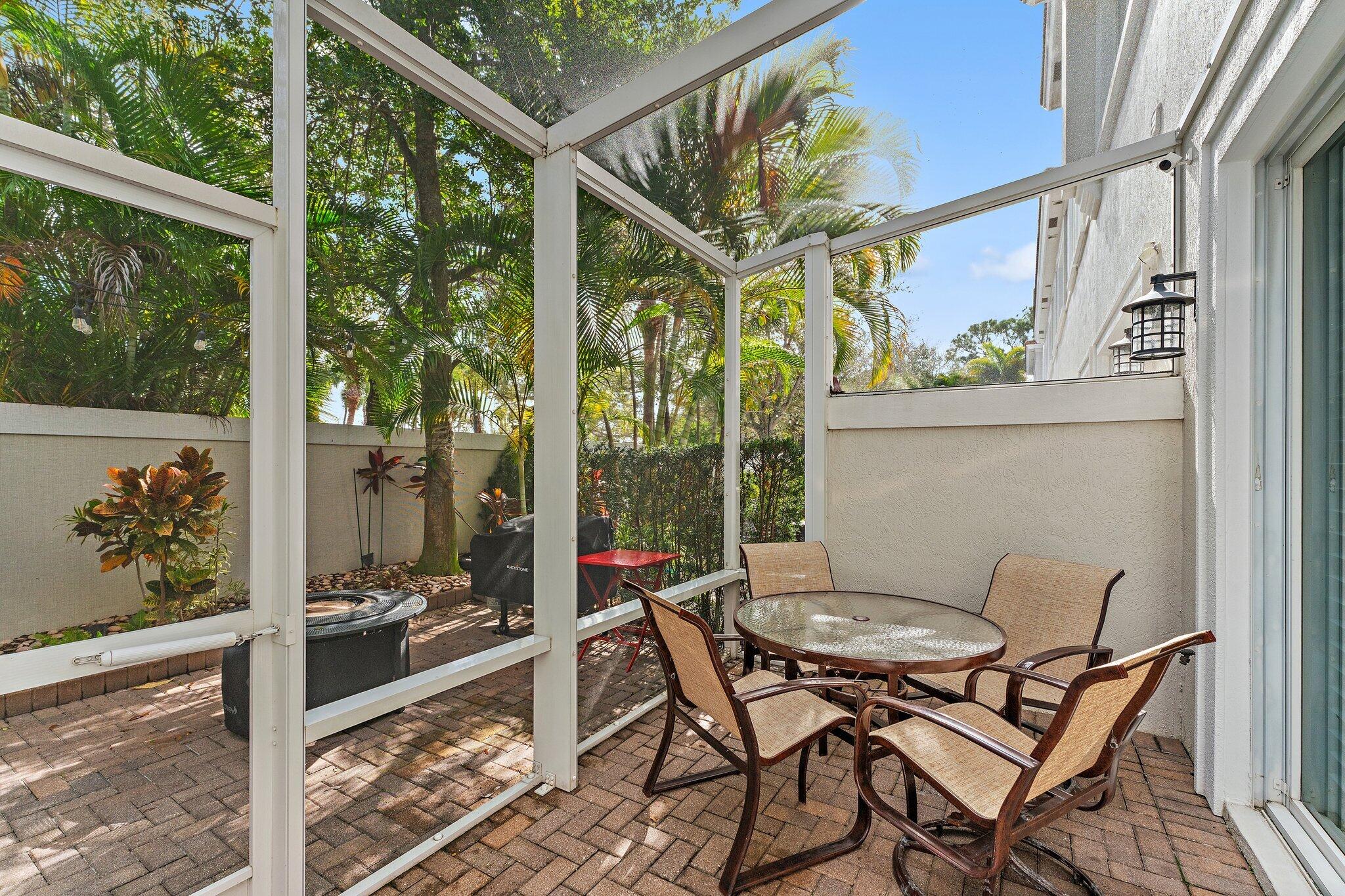 DOCKSIDE AT JUPITER HARBOUR - Residential