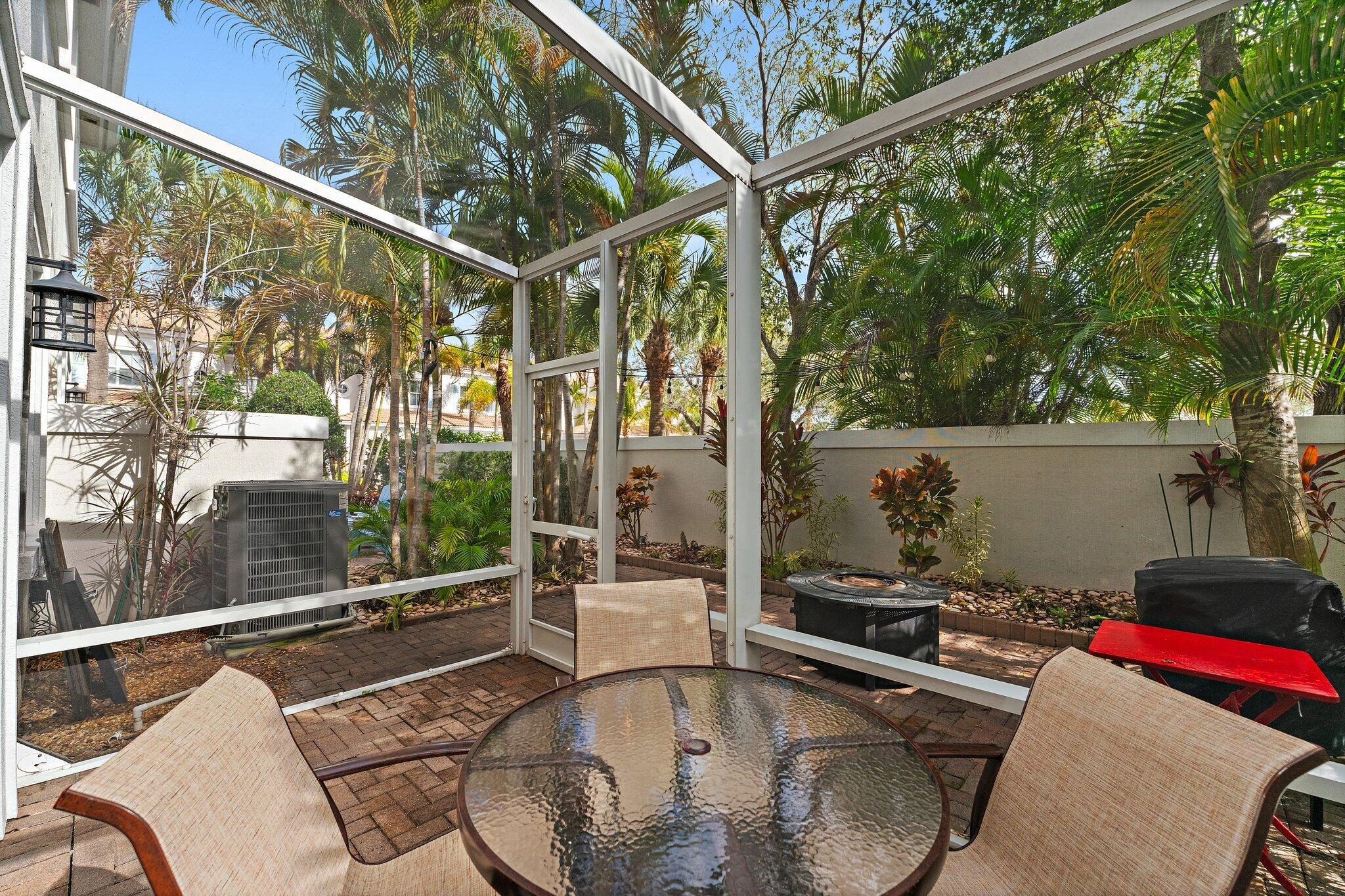 DOCKSIDE AT JUPITER HARBOUR - Residential