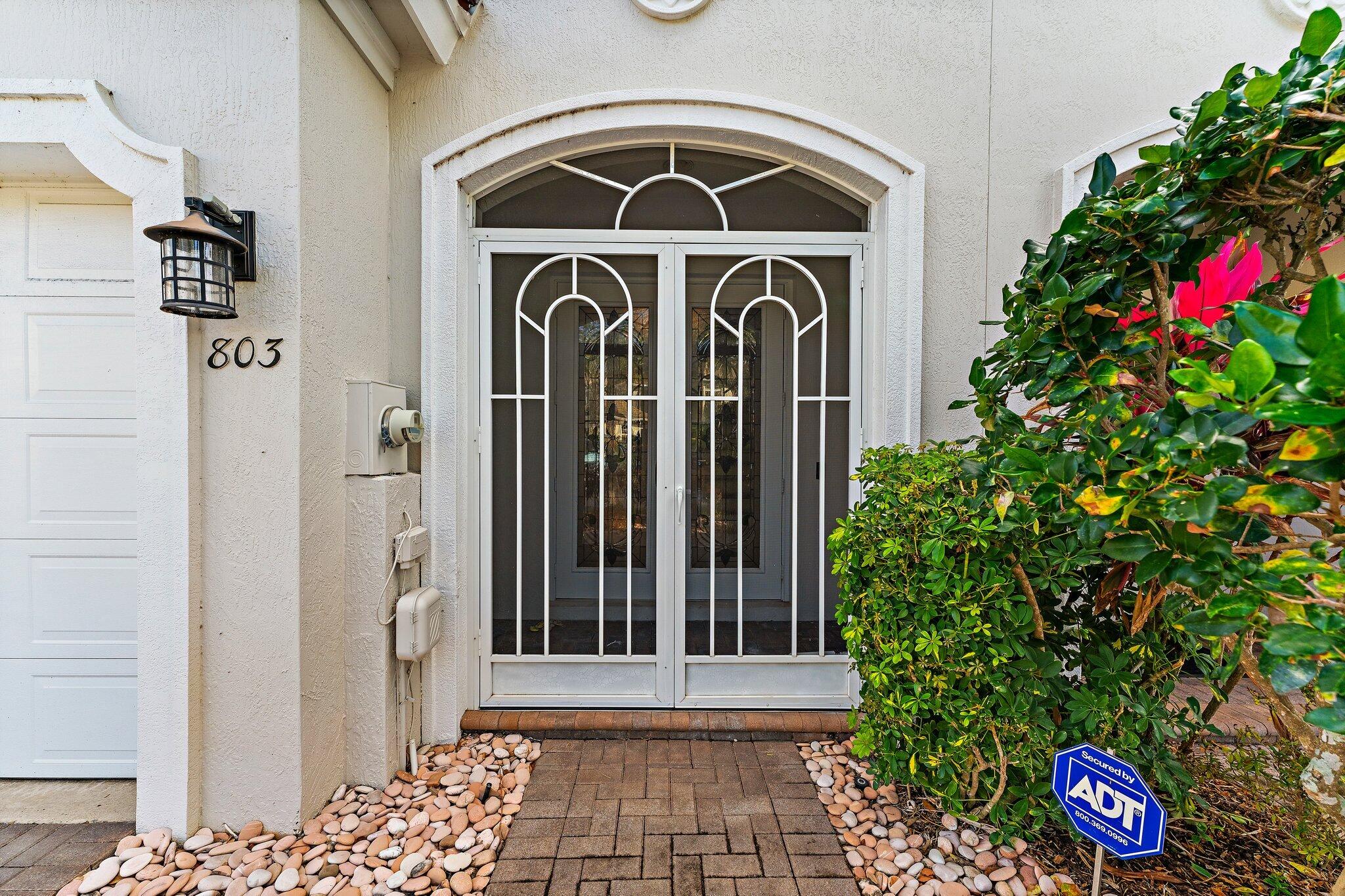 DOCKSIDE AT JUPITER HARBOUR - Residential