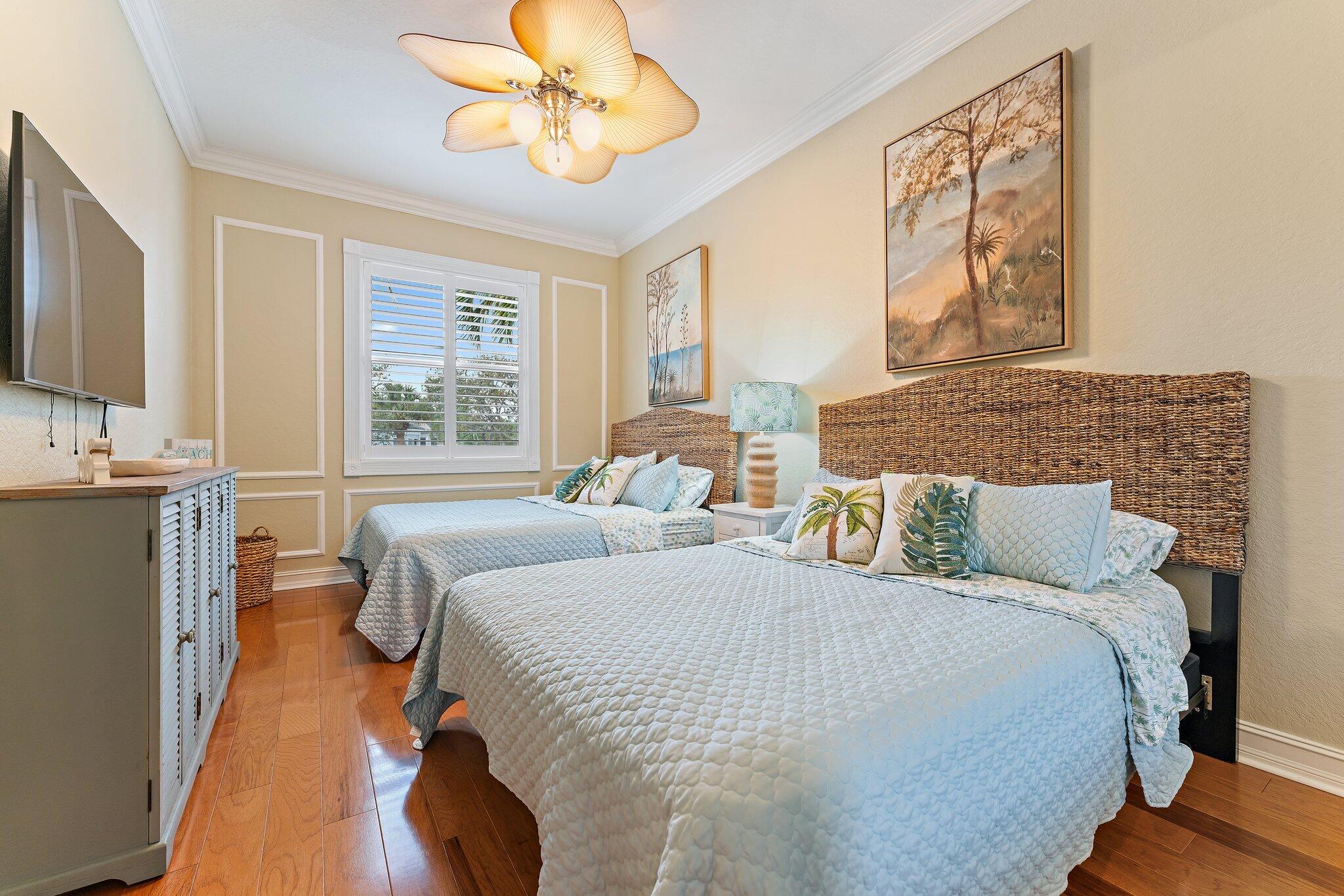 DOCKSIDE AT JUPITER HARBOUR - Residential