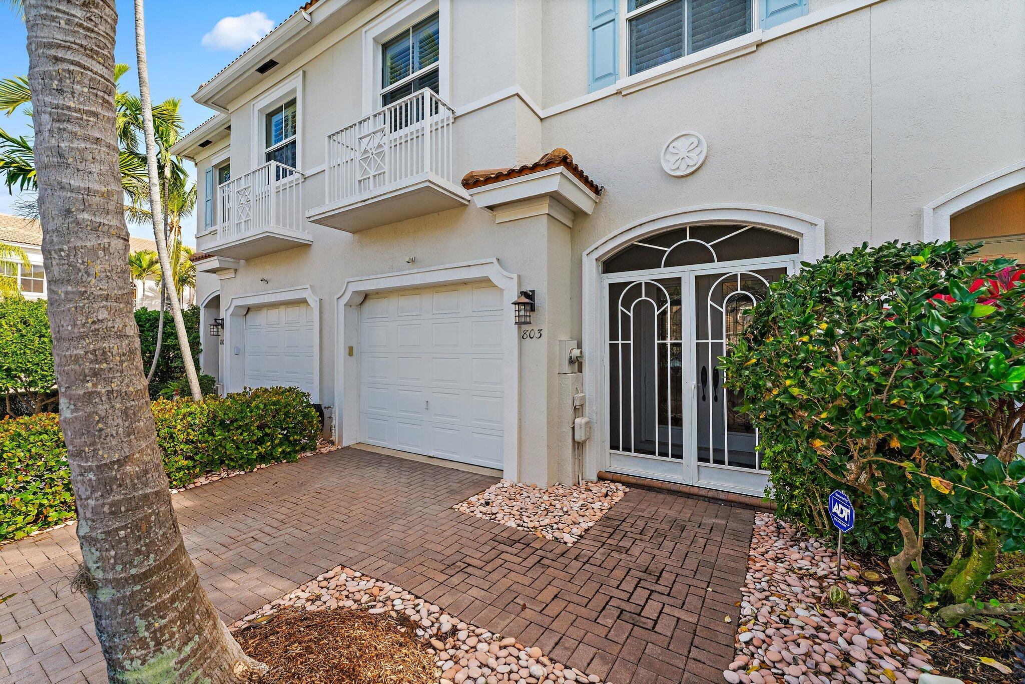 DOCKSIDE AT JUPITER HARBOUR - Residential