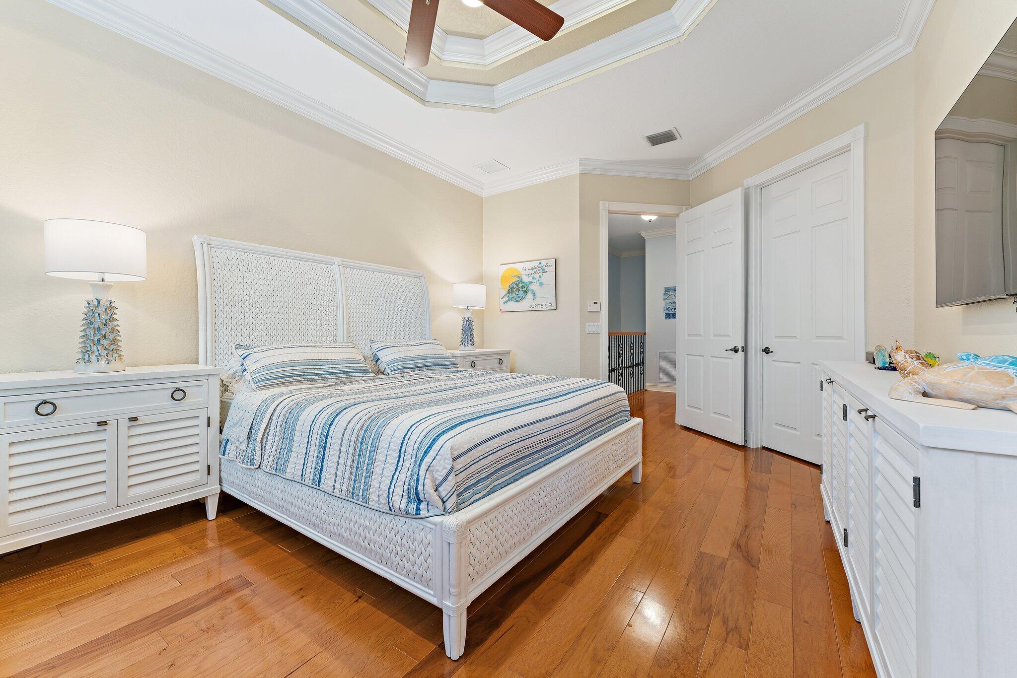 DOCKSIDE AT JUPITER HARBOUR - Residential