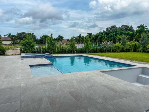 A home in Plantation