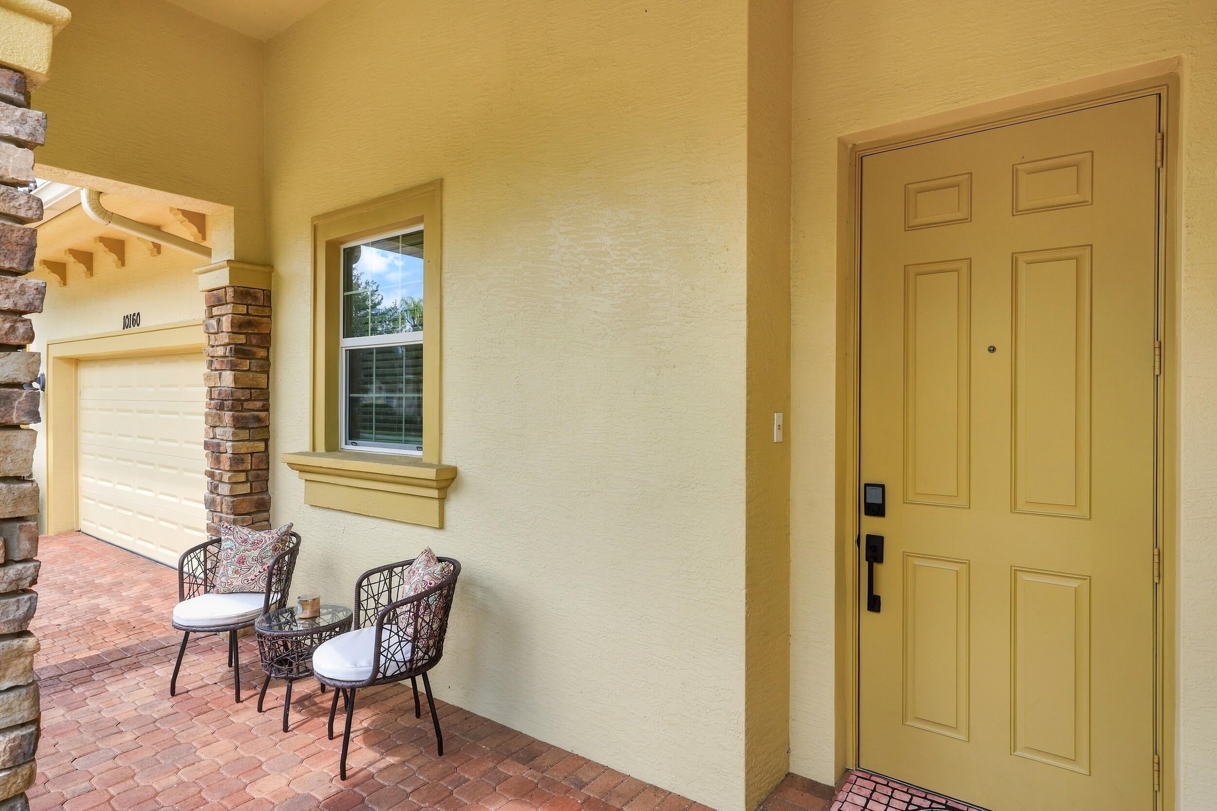 10160 SW AZZO Lane