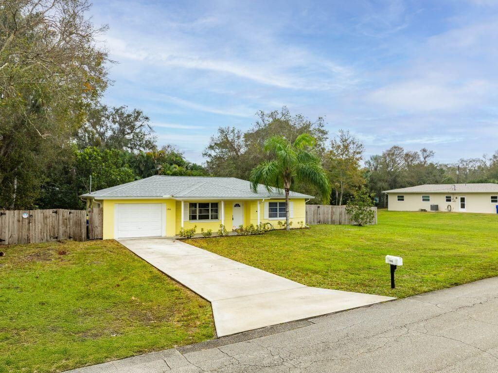 Photo of 1906 36th Avenue, Vero Beach, FL 32960 (MLS # R11055573)