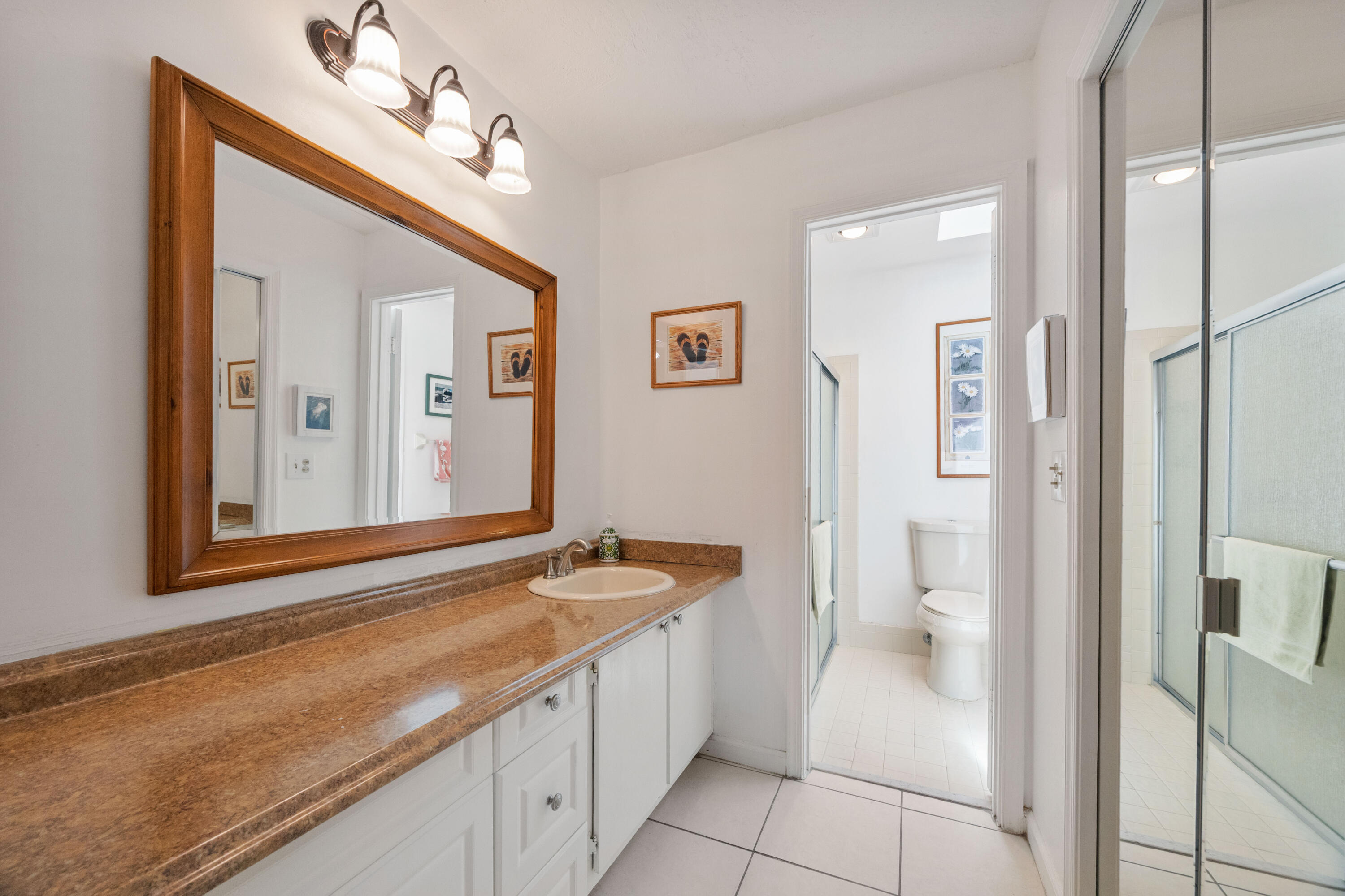 RIDGEPOINTE WOODS VILLAS - Residential