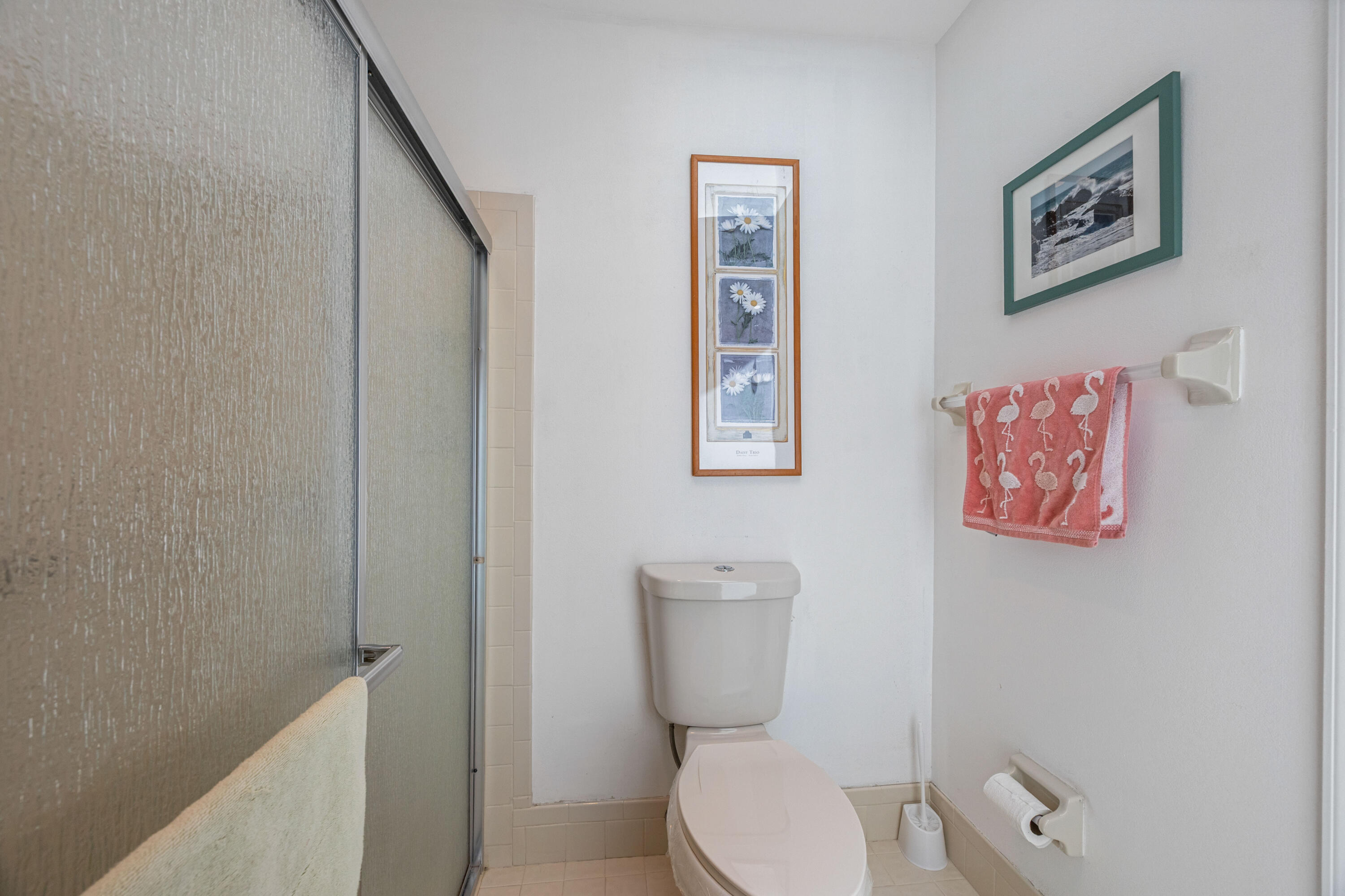 RIDGEPOINTE WOODS VILLAS - Residential