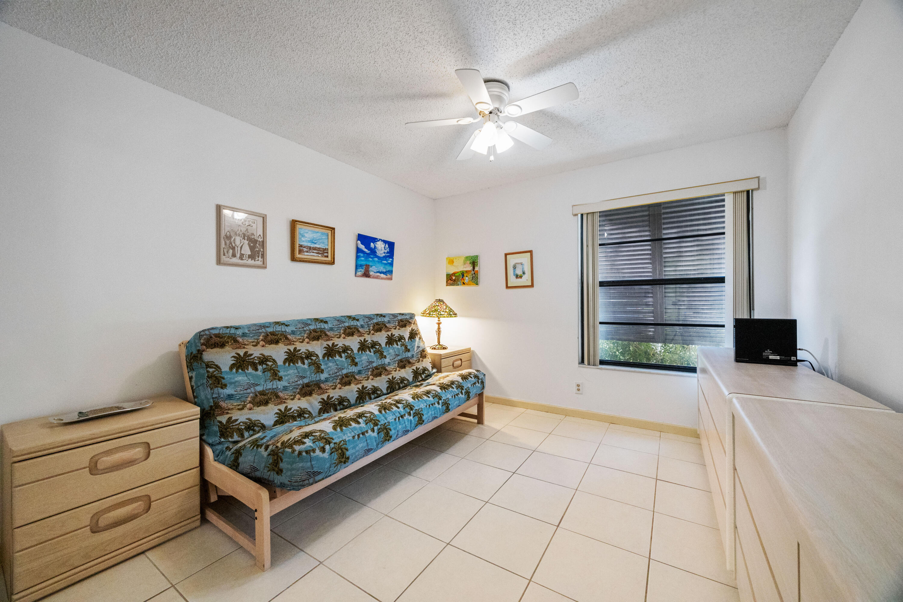 RIDGEPOINTE WOODS VILLAS - Residential