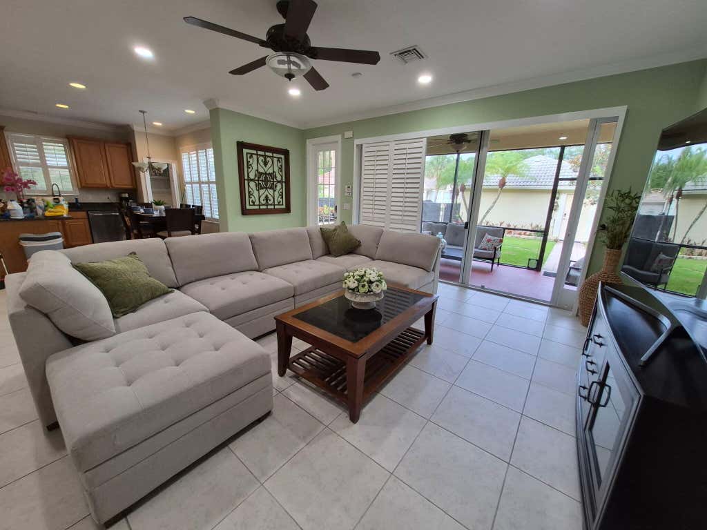 Photo of 8212 Calterra Drive, Palm Beach Gardens, FL 33418 (MLS # B26053842)
