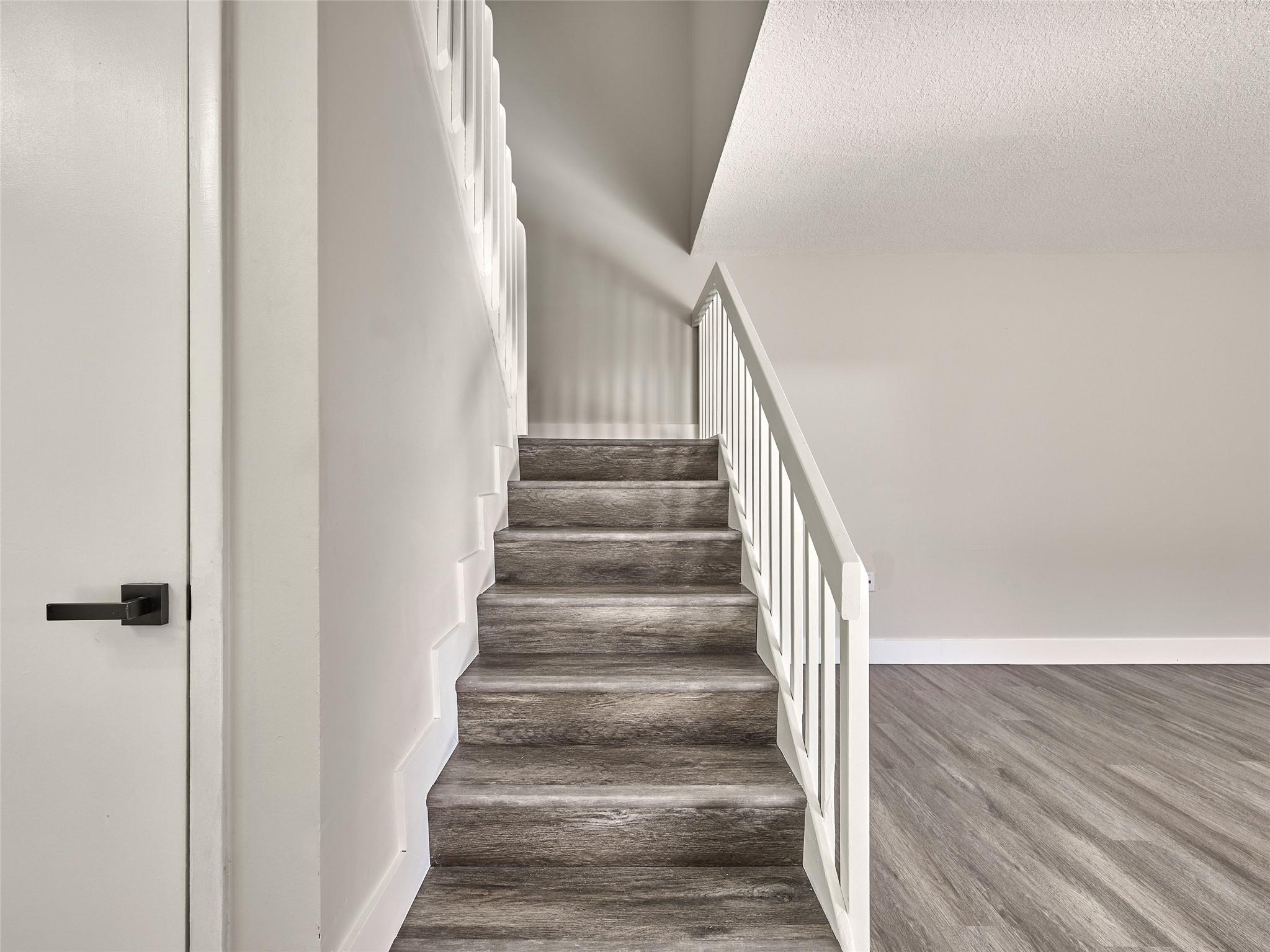 VILLAGE OF SANDALWOOD LAK - Residential Lease