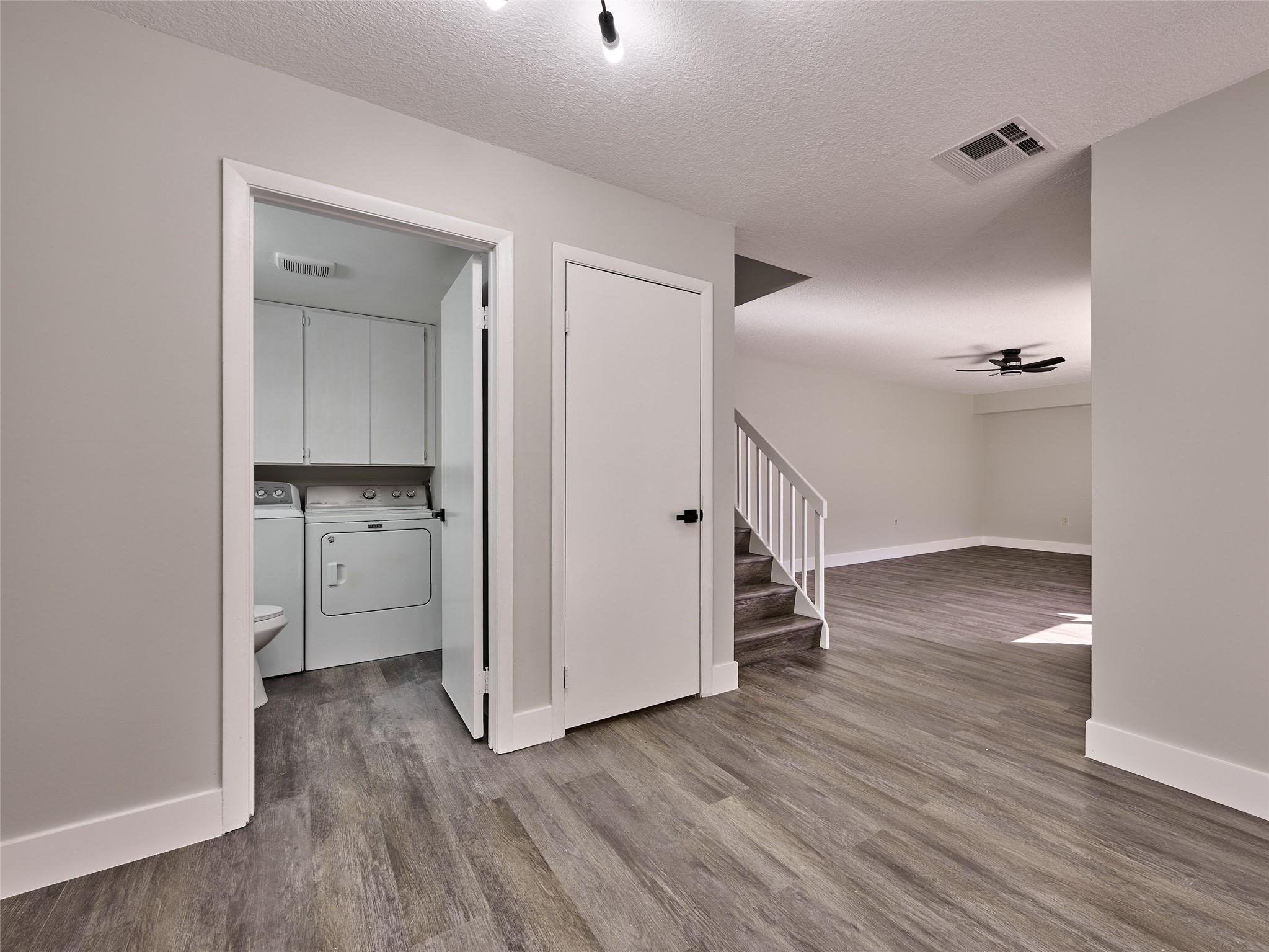 VILLAGE OF SANDALWOOD LAK - Residential Lease